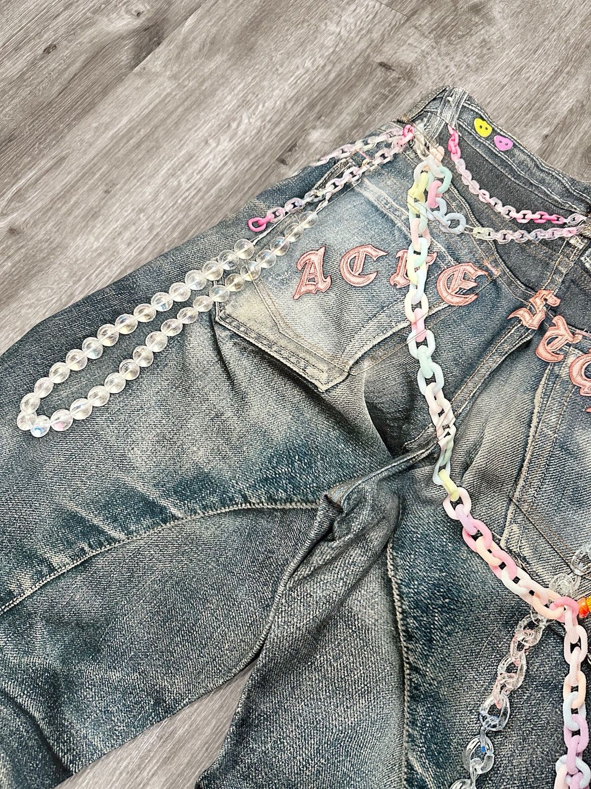 Acne Studios Acne Studios 1981 Trompe L’oeil Kawaii Keychain Jeans Size US 29 - 7 Thumbnail