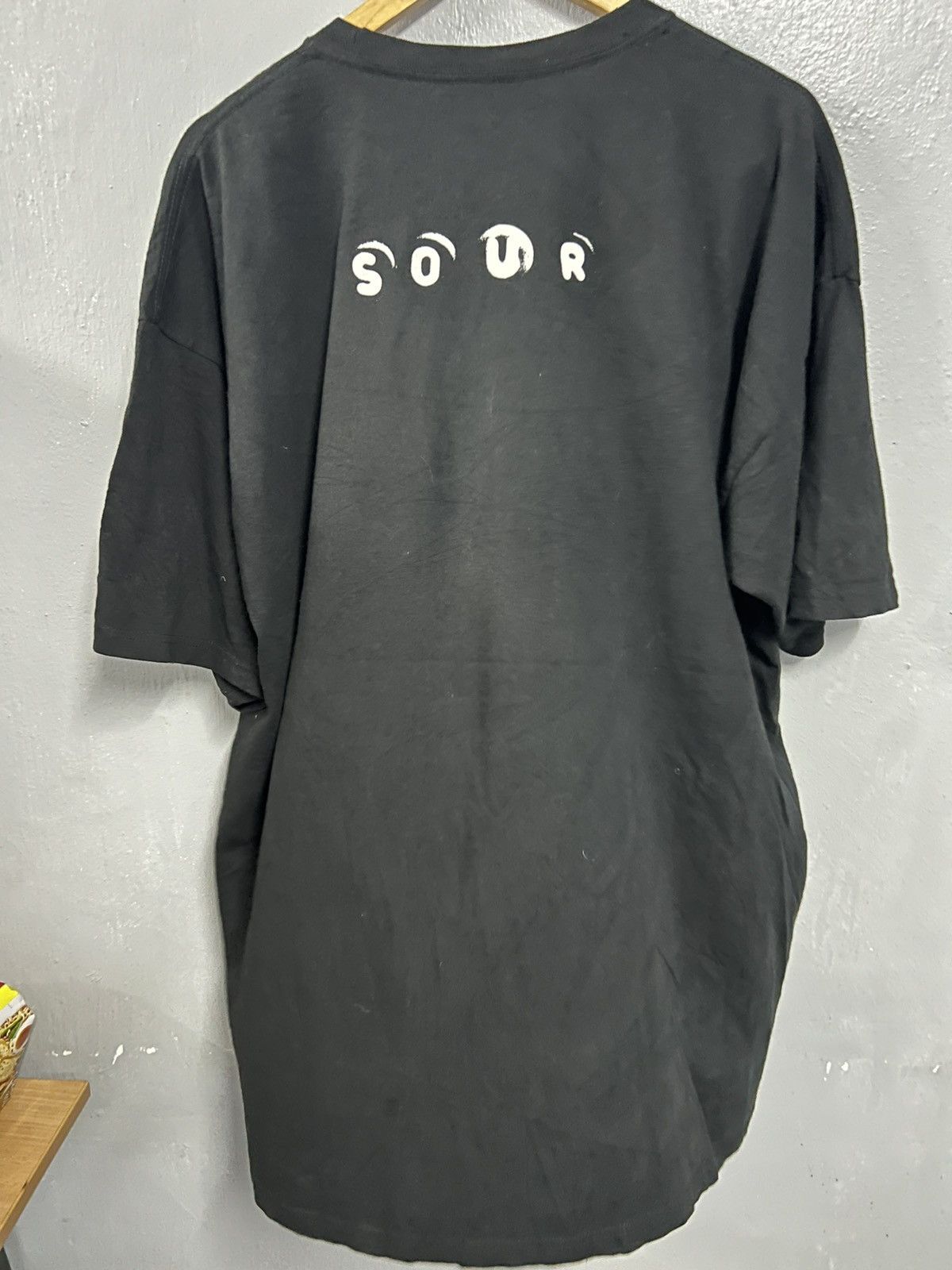 Designer × Vintage Olivia Rodrigo Sour Album T-Shirt Size US XXL / EU 58 / 5 - 3 Thumbnail