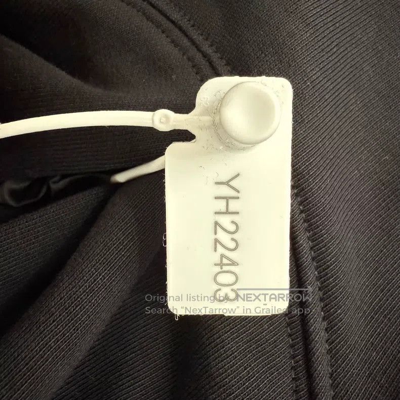 Balenciaga Balenciaga Black Tape Sea Wave Coke Hoodie Size US S / EU 44-46 / 1 - 9 Thumbnail