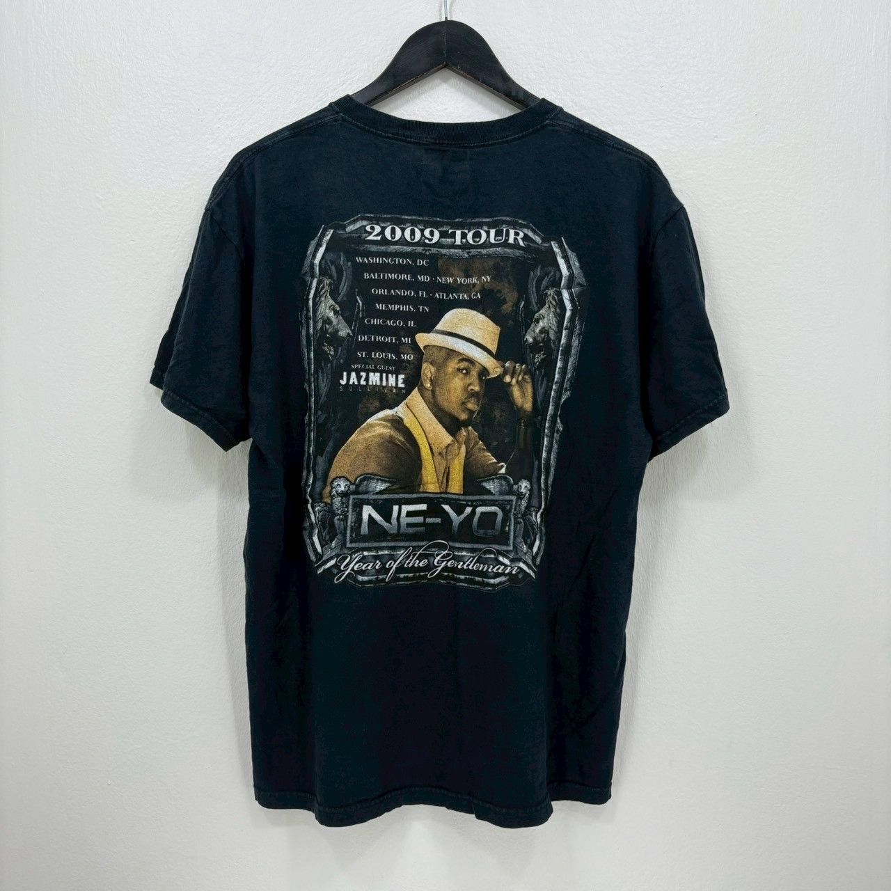 Vintage Vintage Ne-Yo Year of The Gentleman Hip Hop size M wts03 Size US M / EU 48-50 / 2 - 4 Thumbnail
