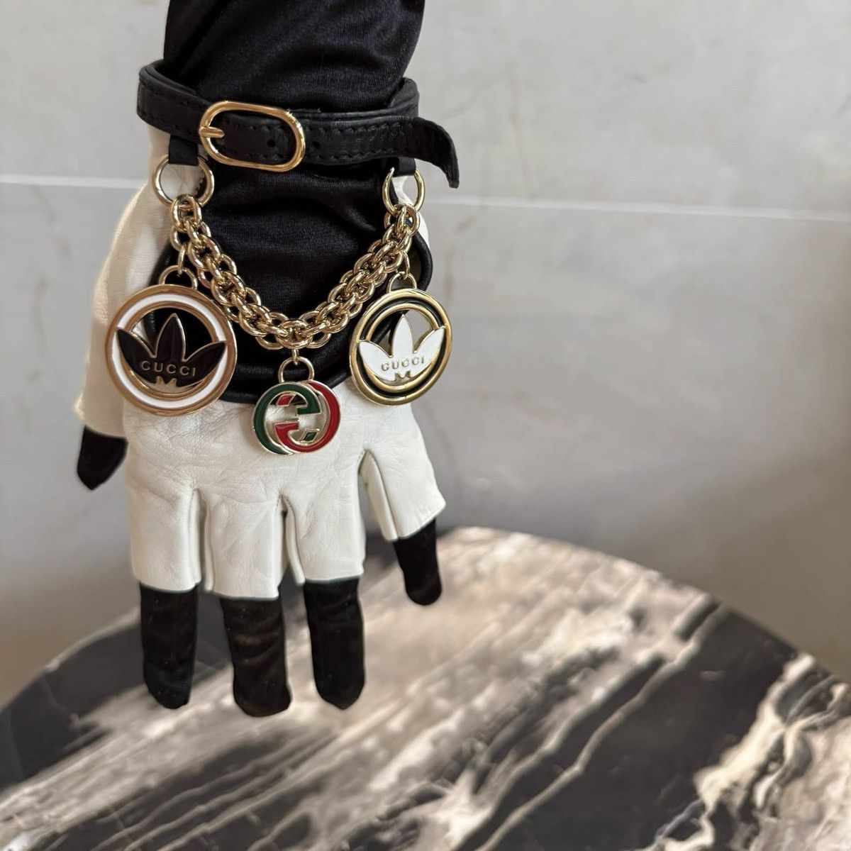Gucci Rare Leather gloves Gucci X Adidas Size ONE SIZE - 2 Thumbnail