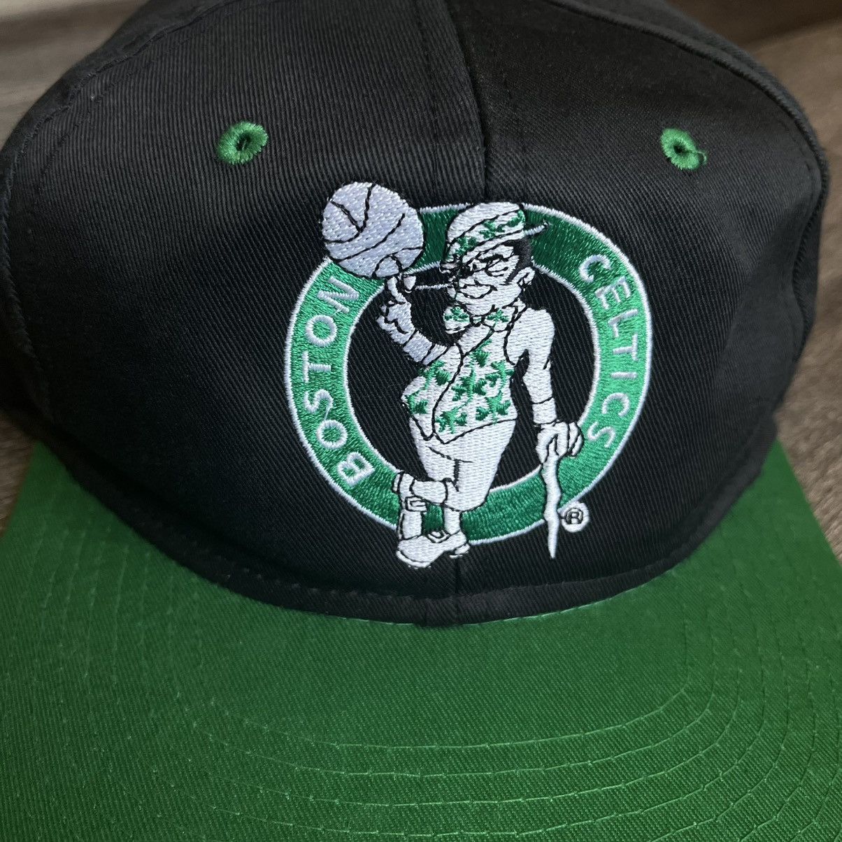 Logo 7 × NBA × Vintage Vintage NBA Boston Celtics Embroidered Logo 7 Snapback Hat Size ONE SIZE - 2 Thumbnail
