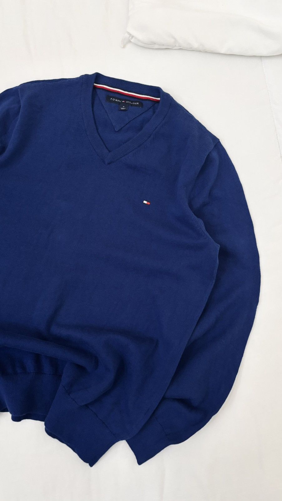 Tommy Hilfiger Tommy Hilfiger Knitwear V Neck Size US M / EU 48-50 / 2 - 2 Thumbnail