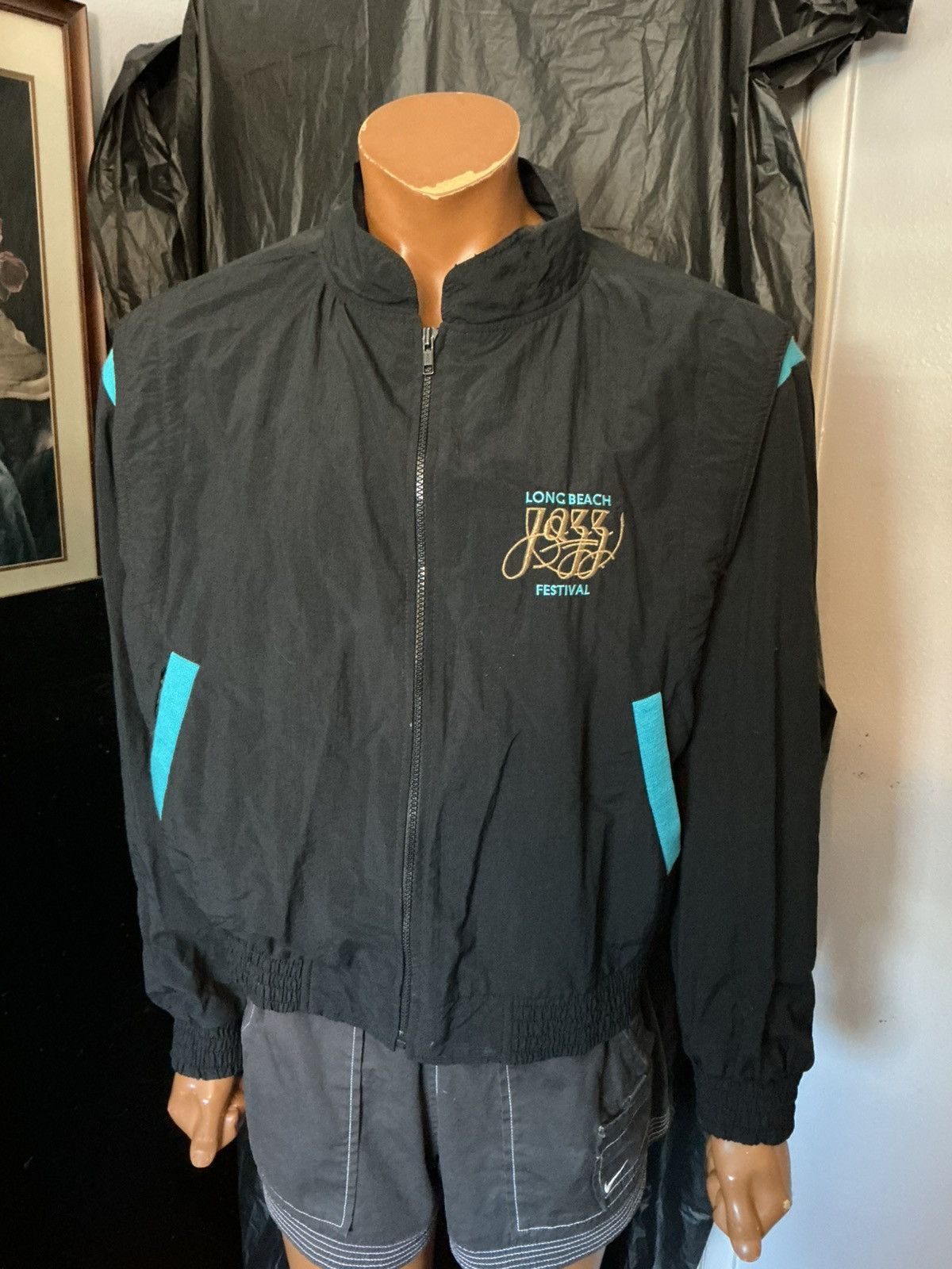 Vintage Vintage Long Beach Jazz Festival Windbreaker Zip Jacket Size US L / EU 52-54 / 3 - 13 Thumbnail
