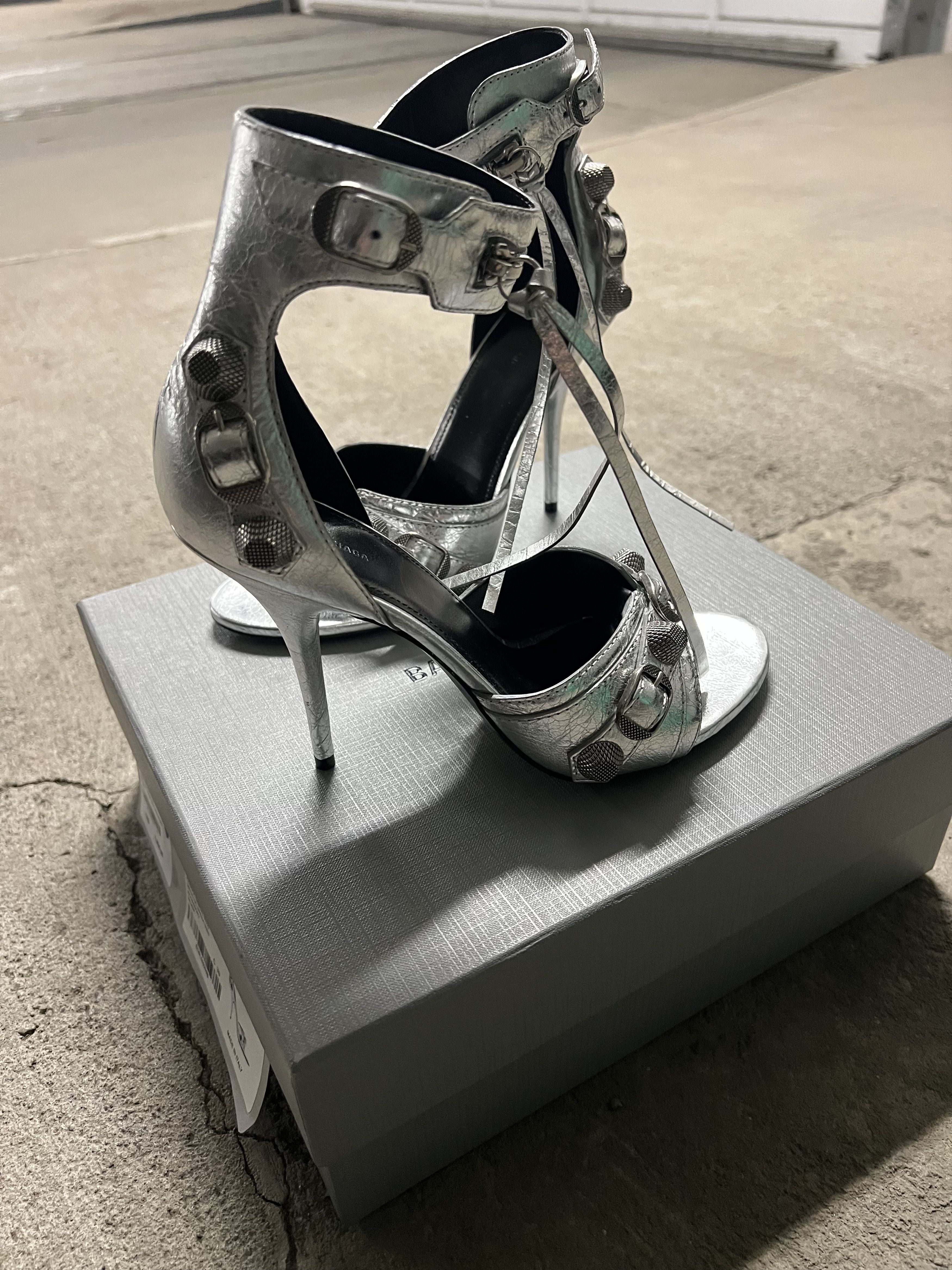 Balenciaga Balenciaga Metallic Silver Le Cagole Open Toe Heel Size US 9 / IT 39 - 4 Thumbnail