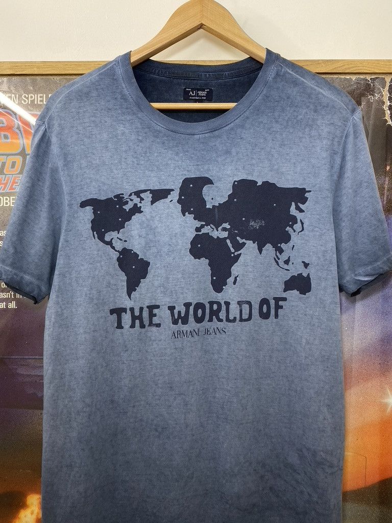 Armani The World of Armani Jeans Map T Shirt Size US L / EU 52-54 / 3 - 5 Thumbnail