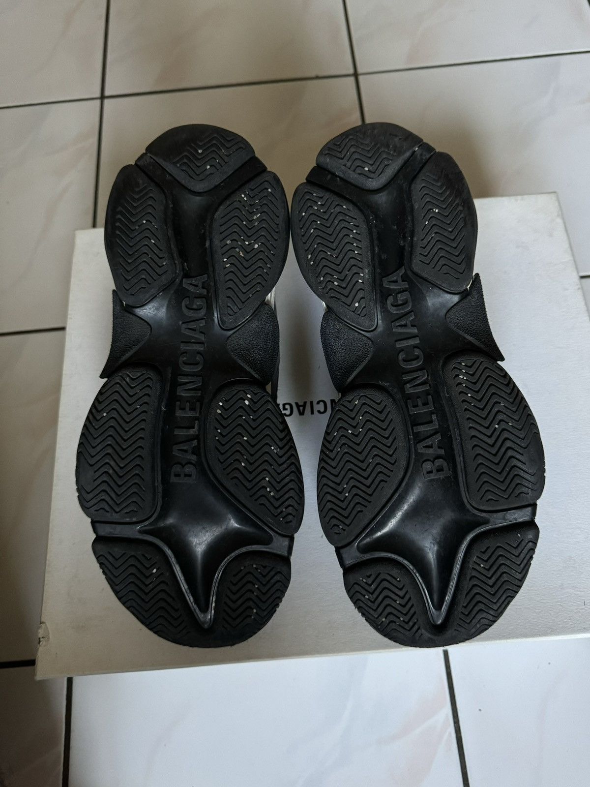 Balenciaga Balenciaga Triple S Navy Size US 10 / EU 43 - 3 Thumbnail