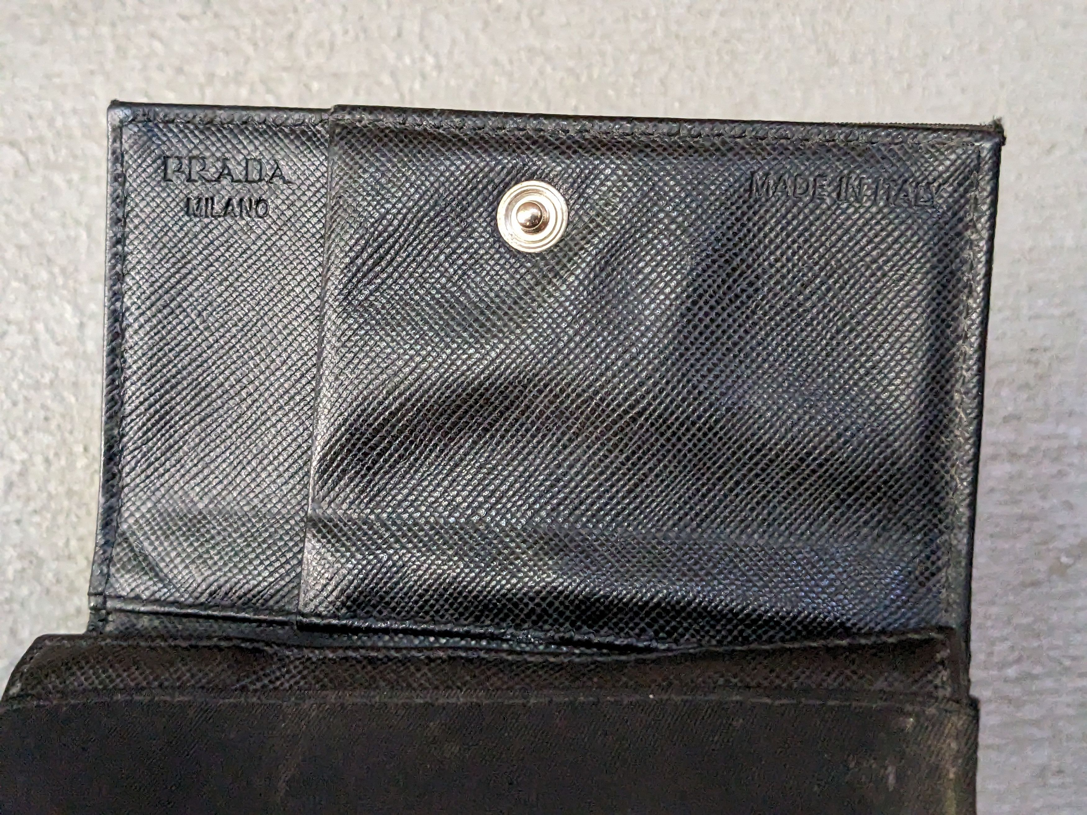 Prada Prada Wallet Black Nylon Leather Bifold Cardholder Italy Y2K Size ONE SIZE - 9 Thumbnail