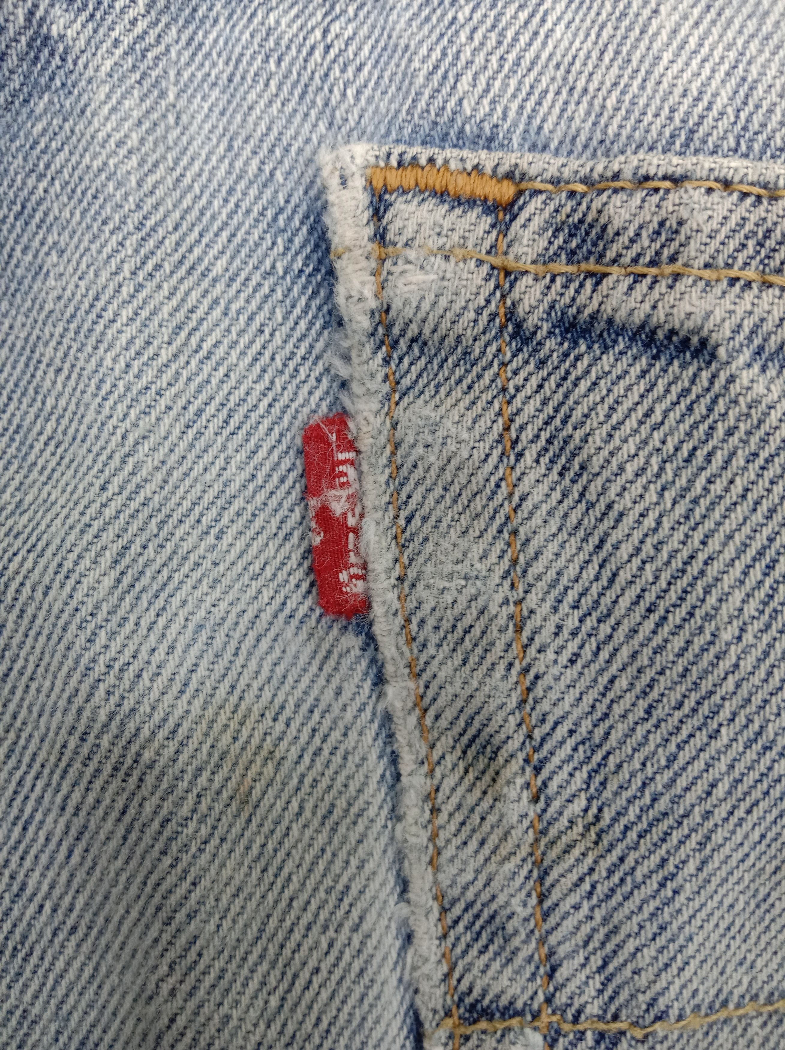 Levi's Vintage Levi's 505 Light Wash Jeans Distressed Denim Size US 32 / EU 48 - 12 Thumbnail