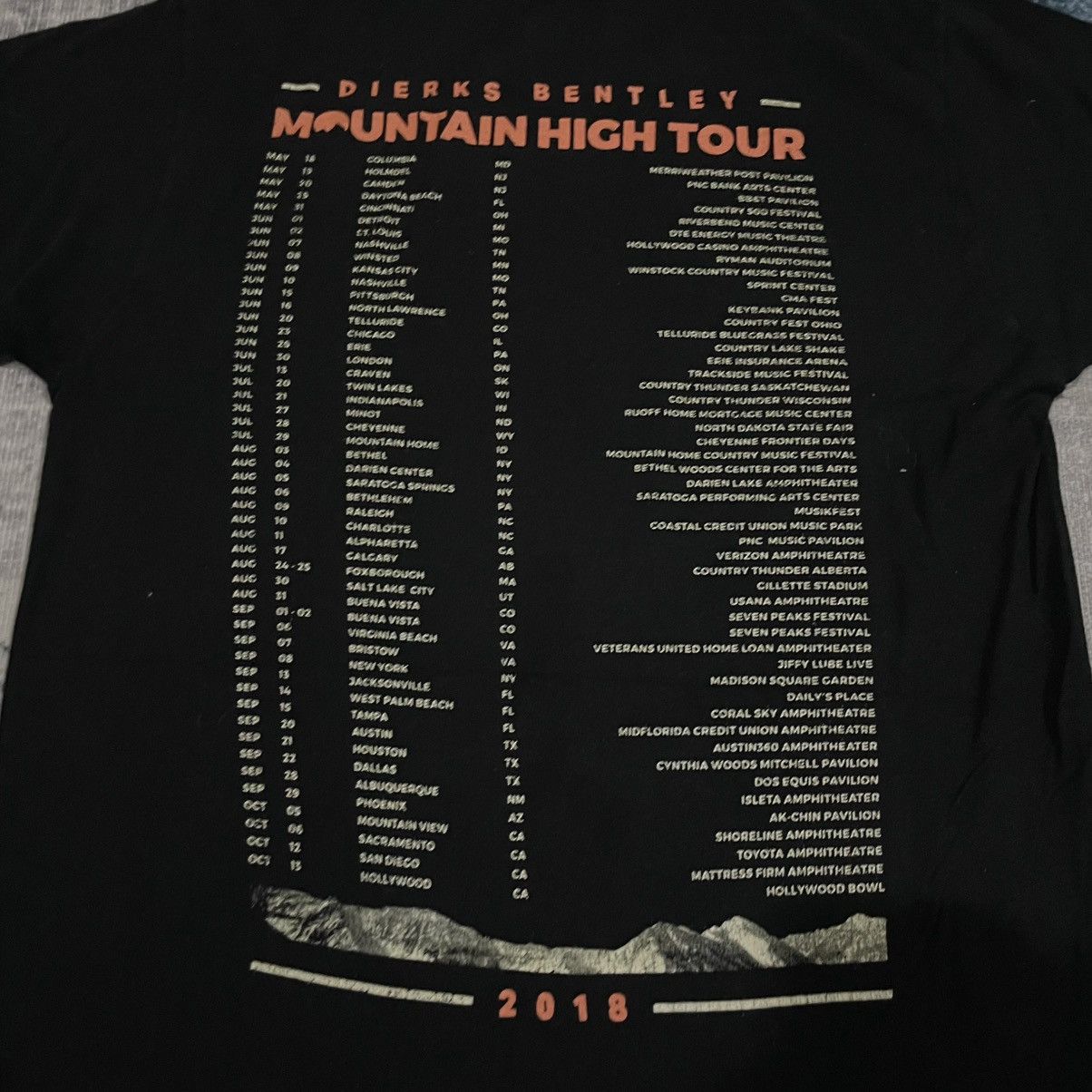 Vintage Dierks Bentley 2018 Mountain High Tour Shirt Size US S / EU 44-46 / 1 - 7 Thumbnail
