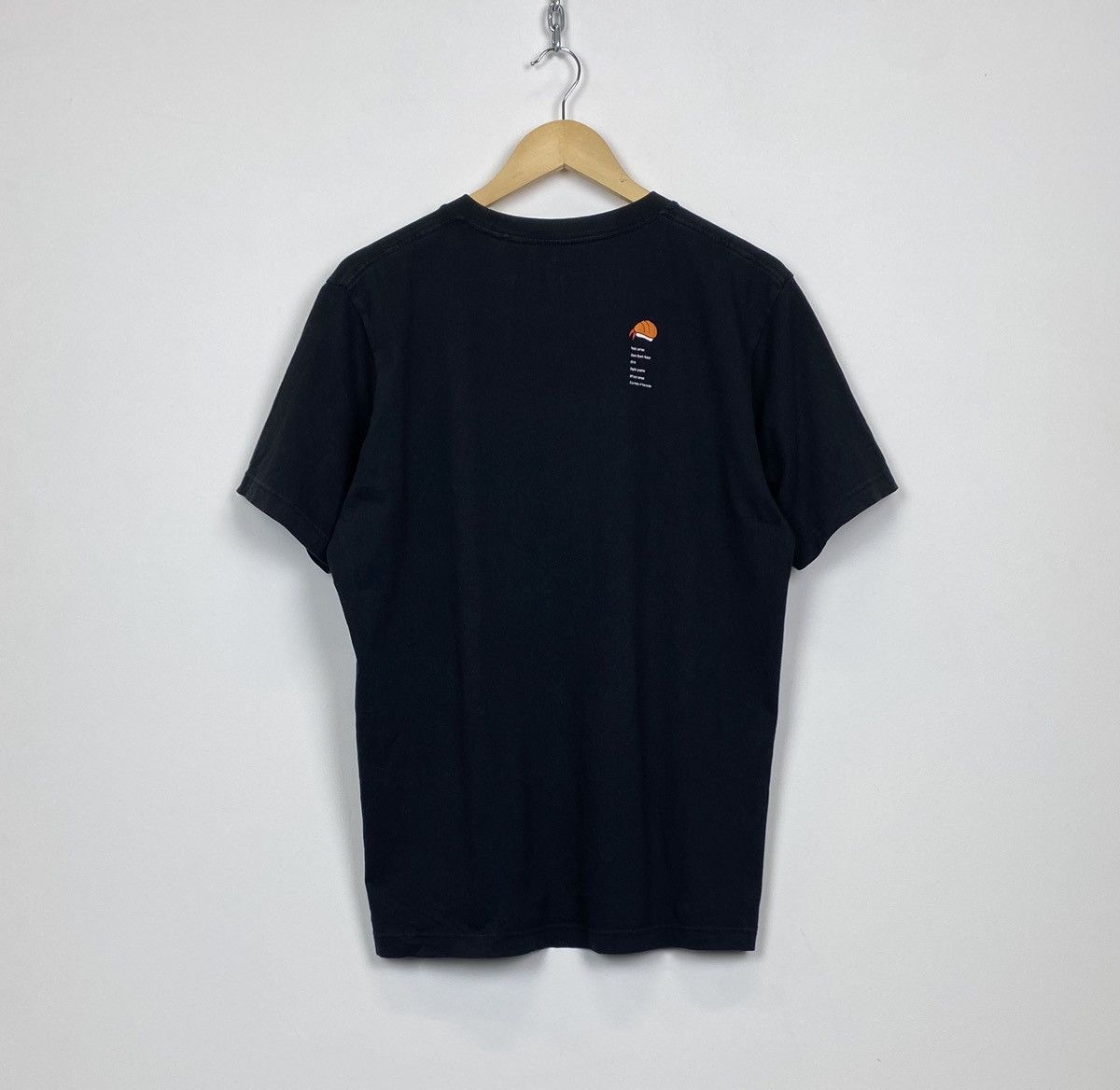 Uniqlo Uniqlo x Todd James Art Japanese Tee Men’s Size M Black Size US M / EU 48-50 / 2 - 3 Thumbnail