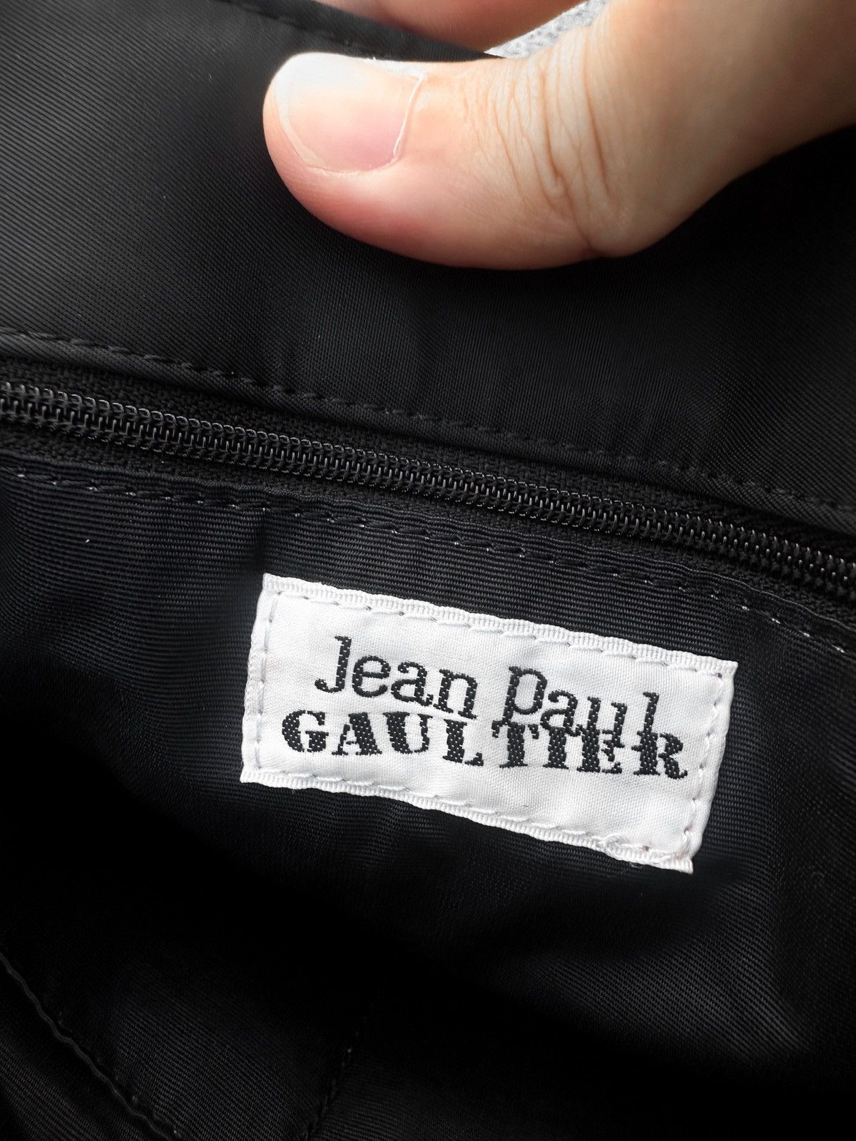 Jean Paul Gaultier Jean Paul Gaultier Black Dragon Crossbody Bag Size ONE SIZE - 11 Thumbnail