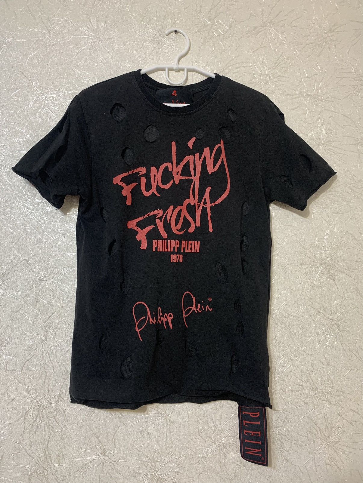 Philipp Plein Philipp Plein Fucking Fresh Holes Men’s T-Shirt Size US S / EU 44-46 / 1 - 1 Thumbnail