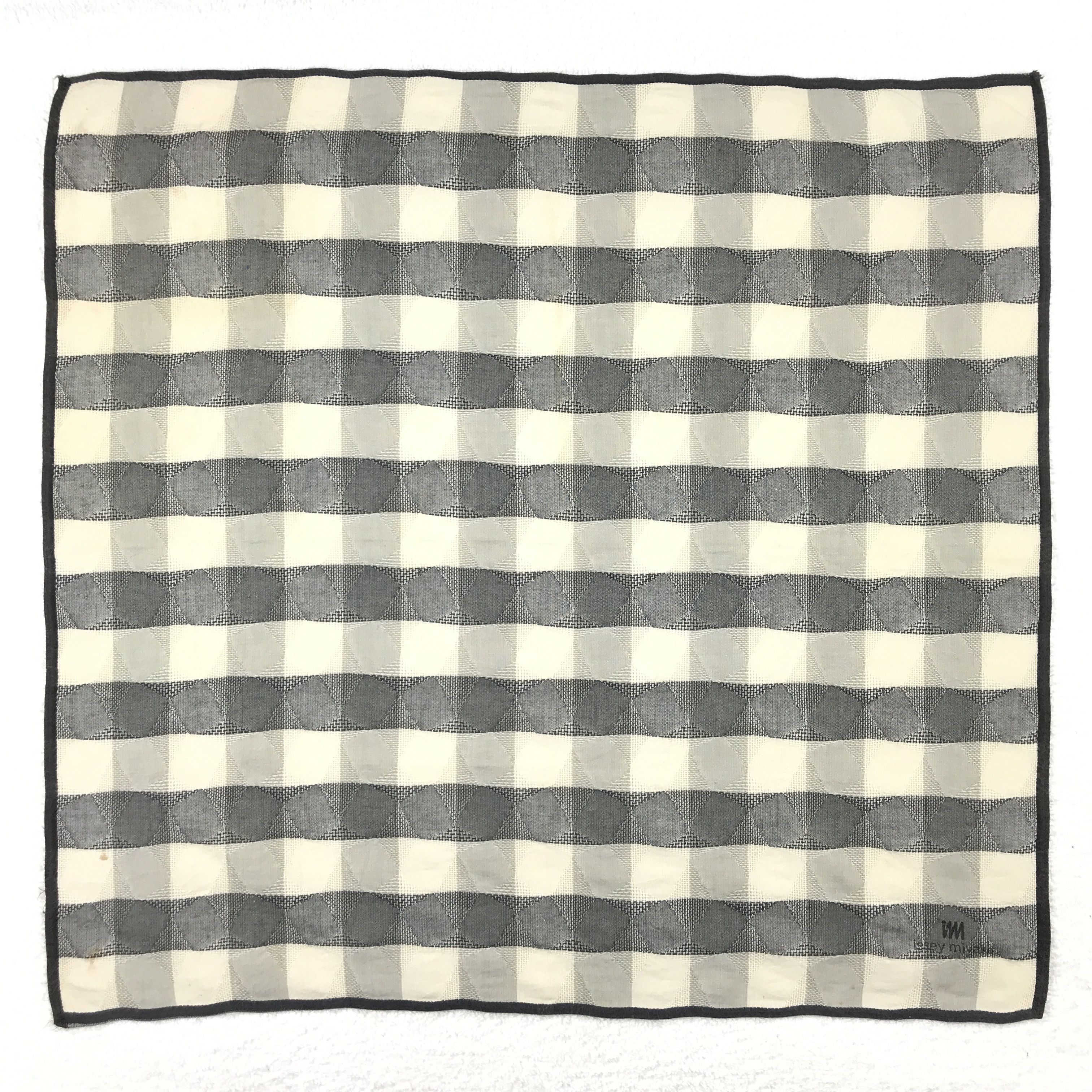Issey Miyake × Japanese Brand × Vintage Issey Miyaki Embroidery Bandana Neckerchief Handkerchief Size ONE SIZE - 1 Thumbnail