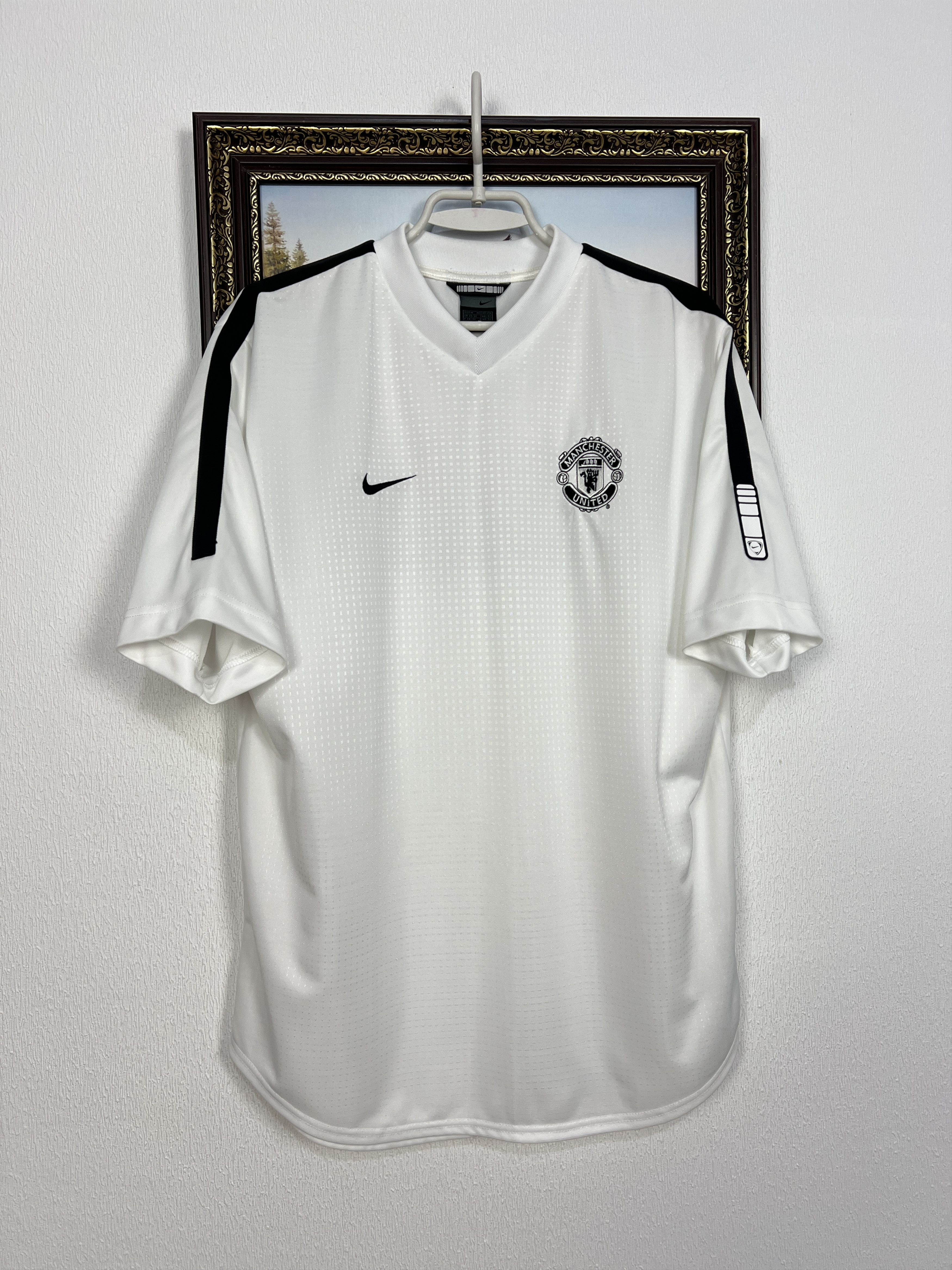 Nike Vintage Manchester United Train Shirt Soccer Jersey Trikot Size US M / EU 48-50 / 2 - 1 Thumbnail