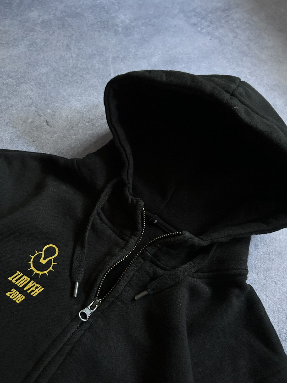 Marvel Comics Infinity War Big logo zip-hoodies mens marcel comics Size US M / EU 48-50 / 2 - 4 Thumbnail