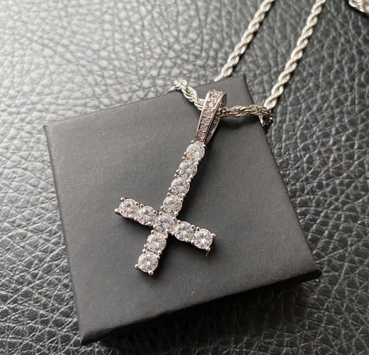 Jewelry Upside Down Cross Inverted Diamond Pendant w/ 20" Rope Chain Size ONE SIZE - 4 Thumbnail