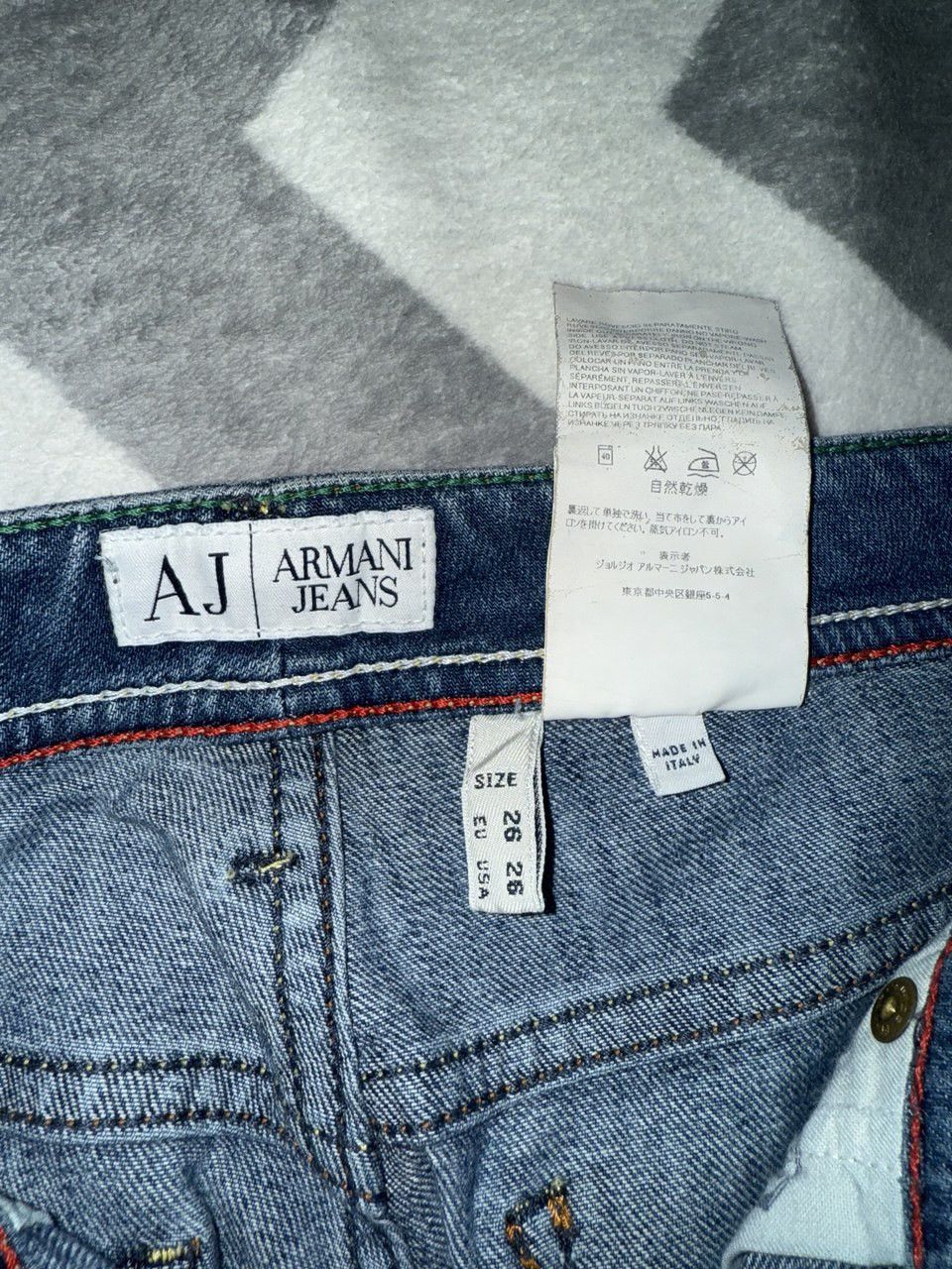 Armani Armani Jeans. Denim Culture. Limited edition. Size 27" / US 4 / IT 40 - 4 Thumbnail