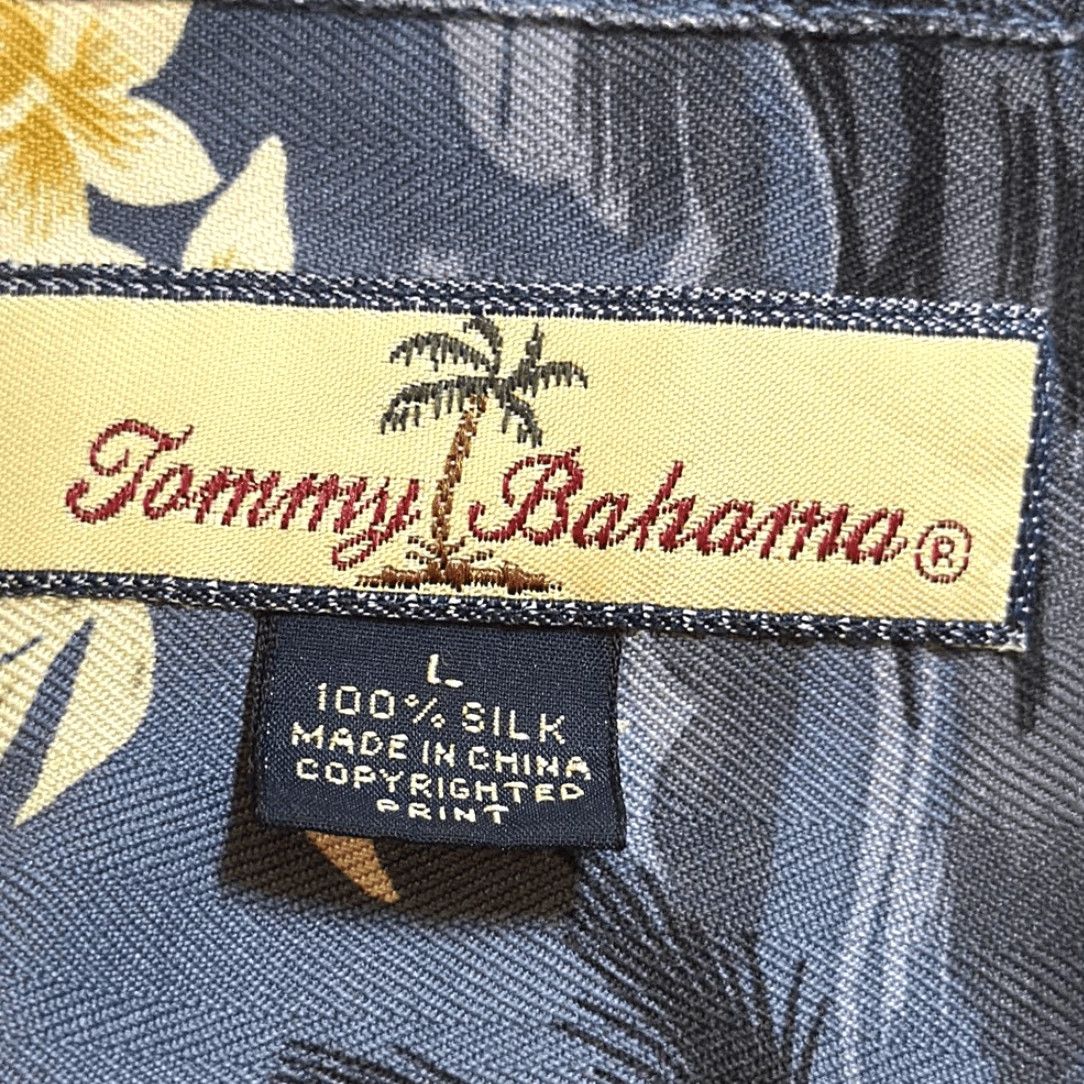 Tommy Bahama Tommy Bahama Camp Shirt Short Sleeve Button-Up Silk Hawaiian Blue L Large Mens Size US L / EU 52-54 / 3 - 6 Thumbnail