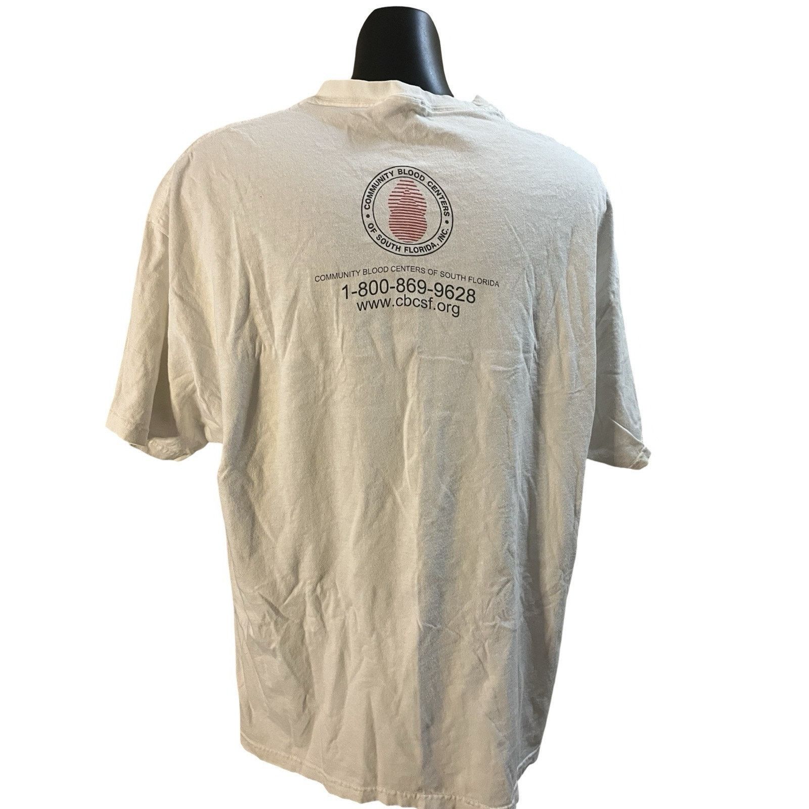 Hanes Vintage “Beary Patriotic” T-Shirt – Size XL Size US XL / EU 56 / 4 - 2 Thumbnail