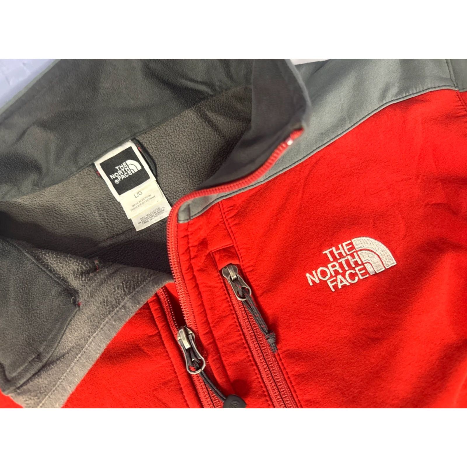 The North Face VINTAGE? The North Face Apex Softshell Jacket Windbreaker L Mens Red & Gray The North Face Apex Jacket Windbreaker Mens L Red Gray Size US L / EU 52-54 / 3 - 3 Thumbnail