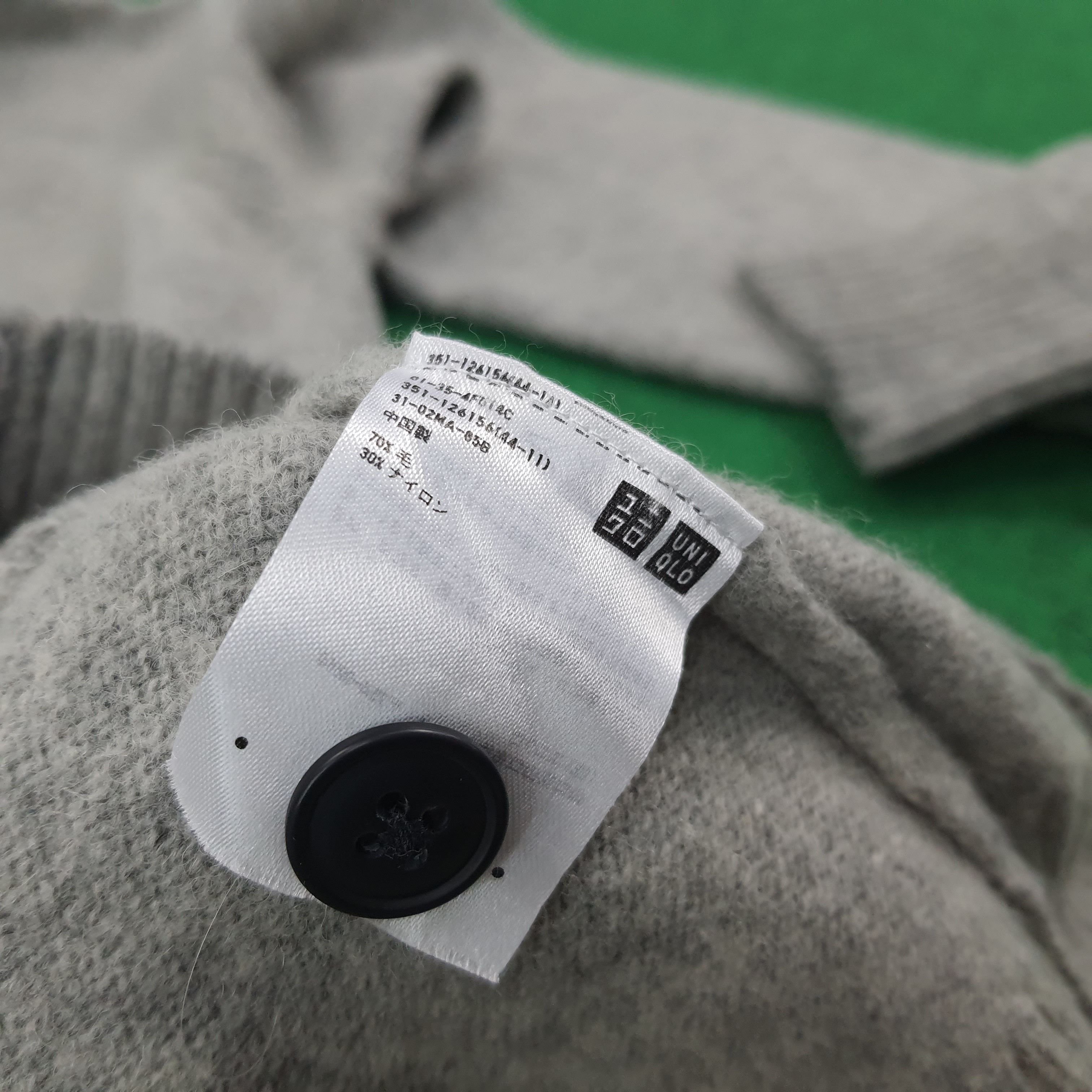 Japanese Brand × Vintage Vintage Uniqlo x Custom Undercover Logo Cardigan C233N21 Size US L / EU 52-54 / 3 - 6 Thumbnail