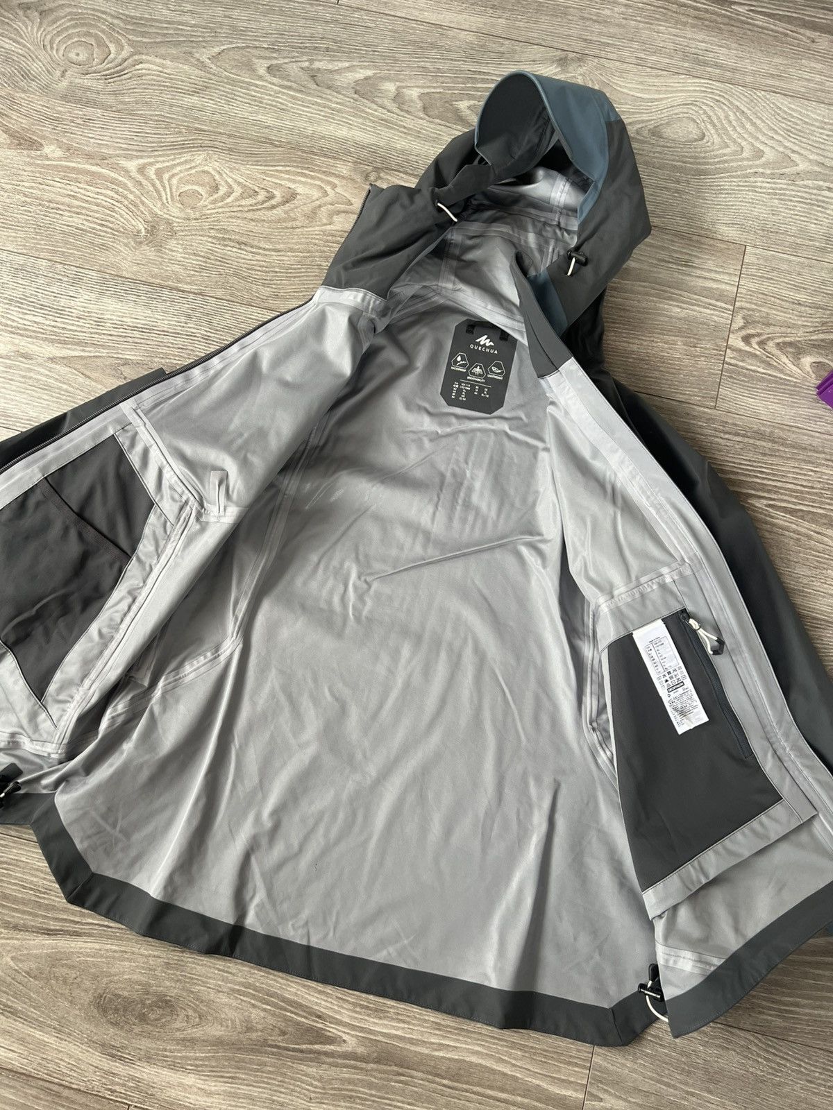 Other Quechua Pro Quality Alpha SV Waterproof Gorcpore Jacket Size US L / EU 52-54 / 3 - 15 Thumbnail