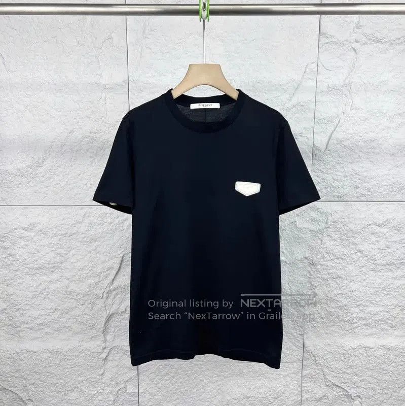 Givenchy Givenchy Women's Black Cotton T-Shirt . Size XS / US 0-2 / IT 36-38 - 1 Thumbnail