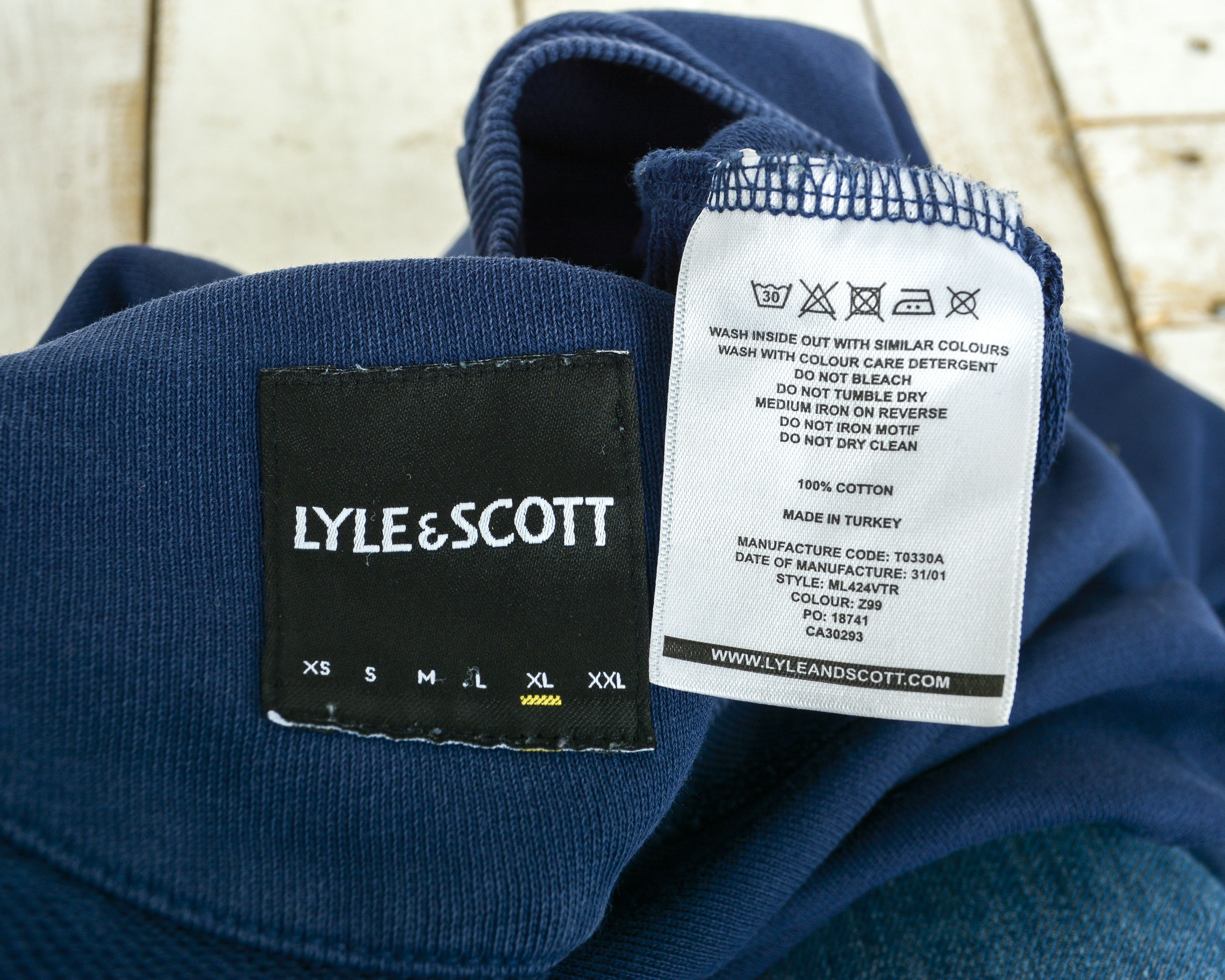 Lyle & Scott LYLE & SCOTT Jumper Pullover Sweater V neck Knit Casual Size US XL / EU 56 / 4 - 2 Thumbnail
