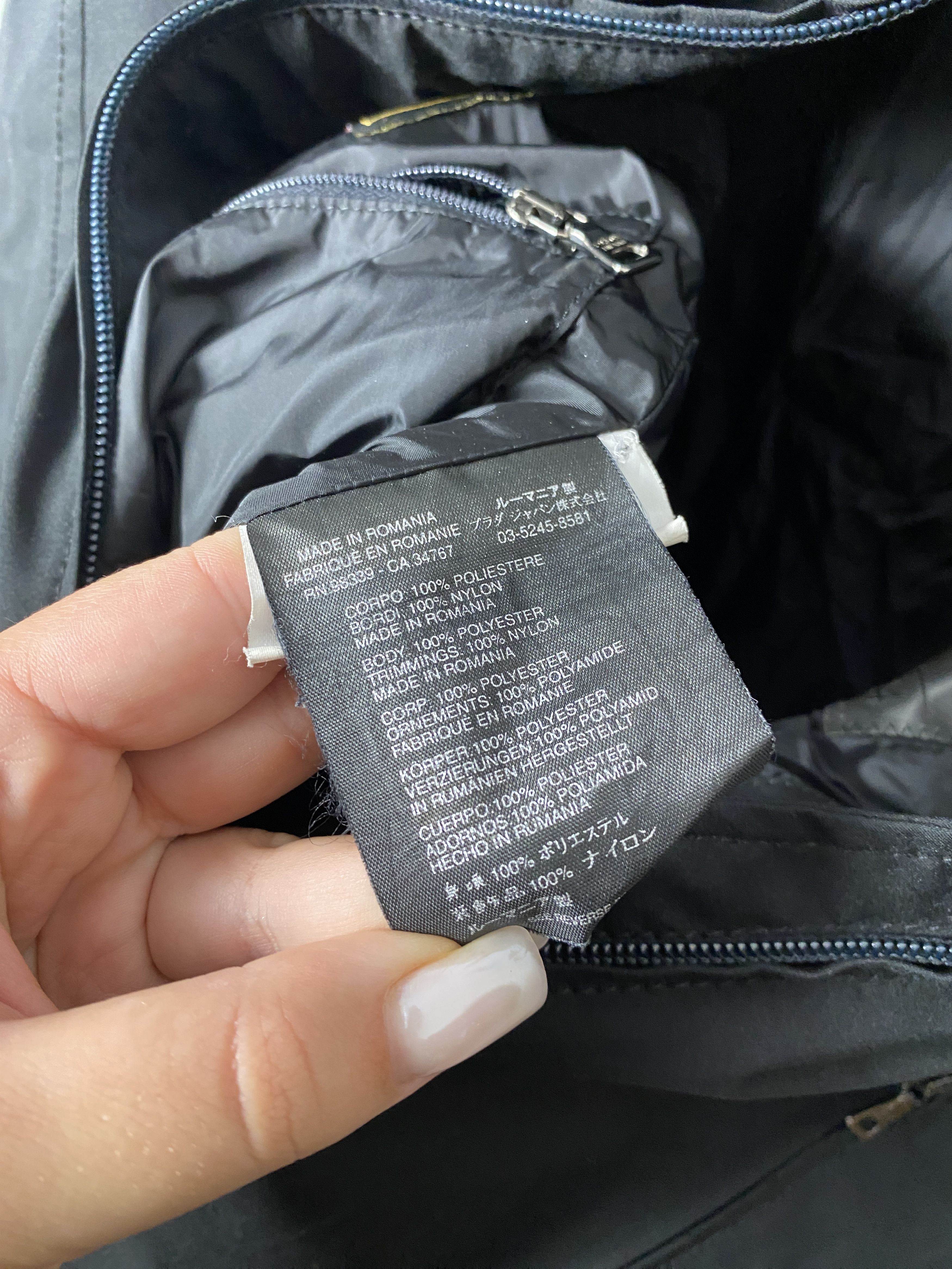 Prada Prada Gore-tex rain light jacket Size M / US 6-8 / IT 42-44 - 7 Thumbnail
