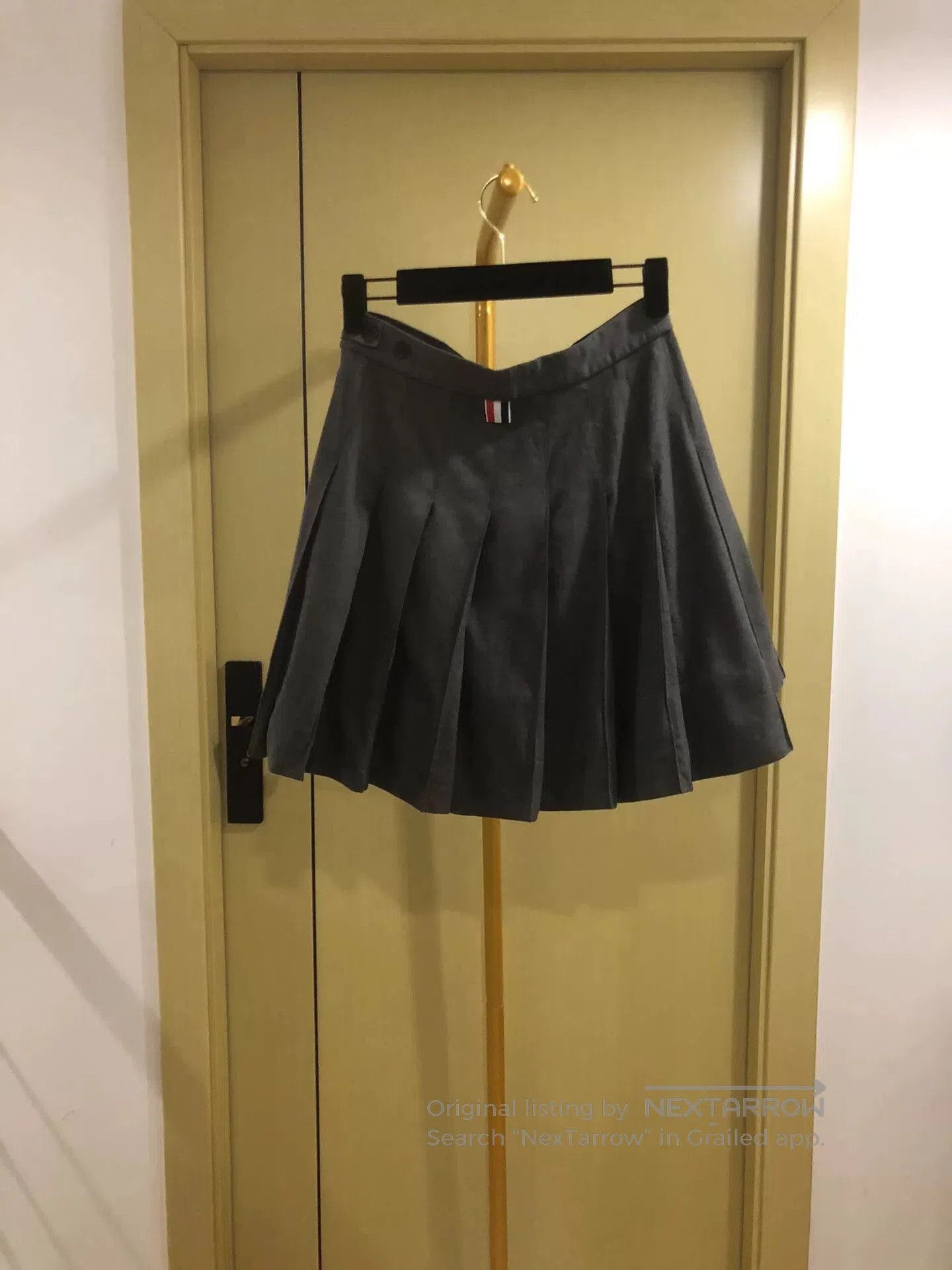 Thom Browne Thom Browne Gray Pleated Mini Skirt. Size 25" / US 0 / IT 36 - 2 Thumbnail