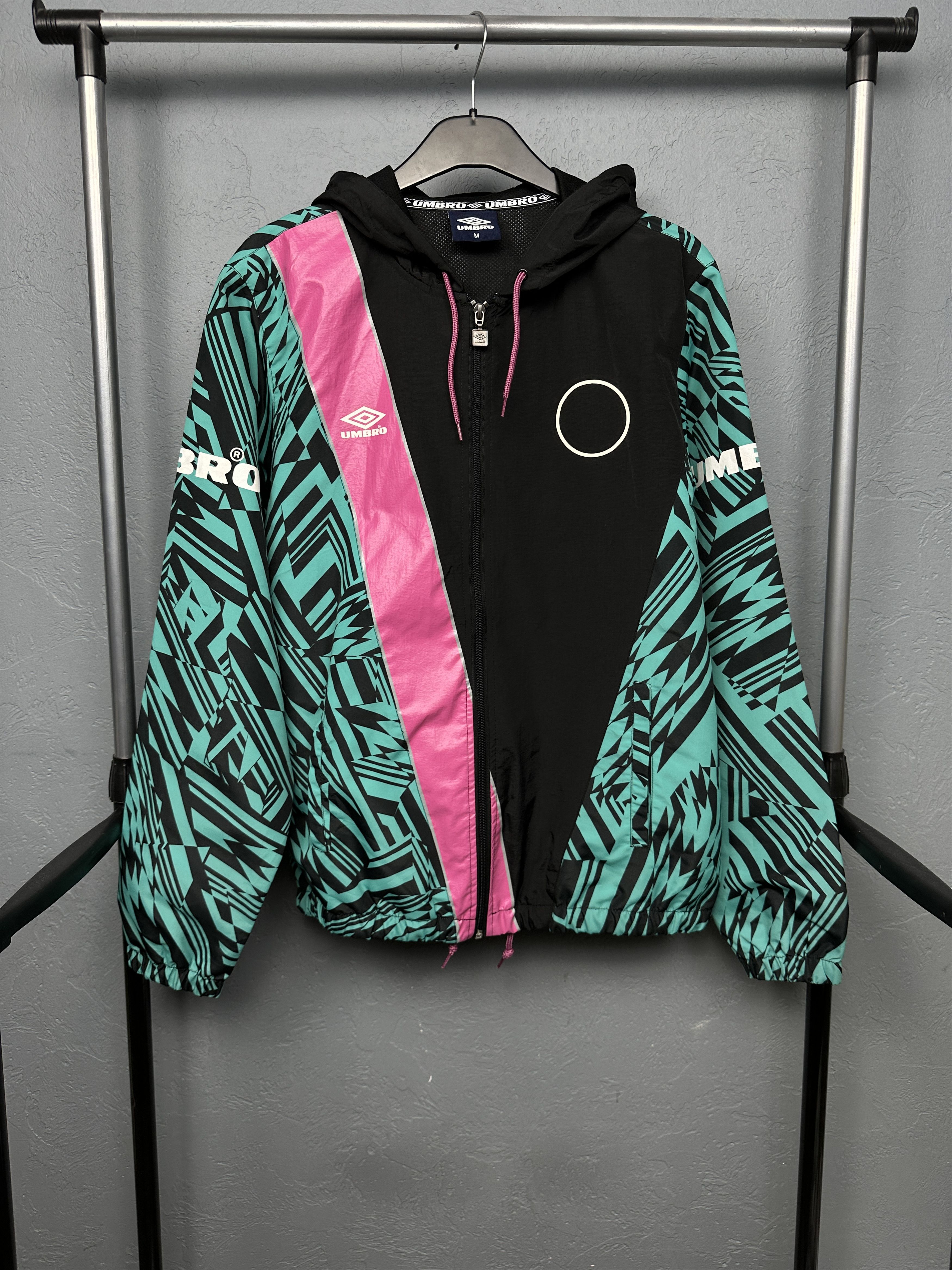 Umbro Umbro Aztec Mens Nylon Windbreaker Jacket Size US M / EU 48-50 / 2 - 1 Thumbnail