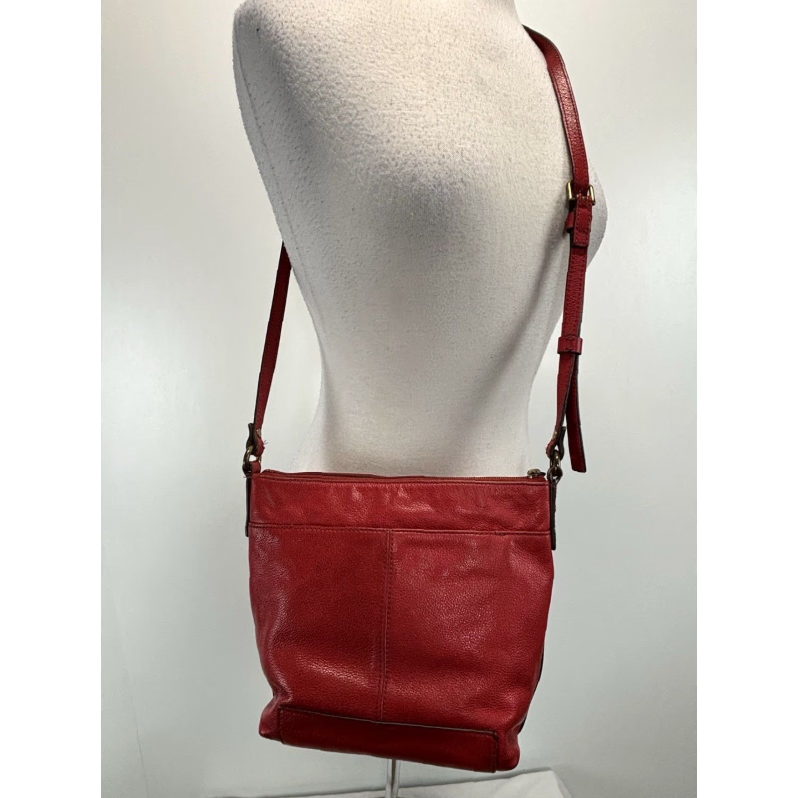 Fossil VINTAGE Fossil Kinley Crossbody Crossbody Bag Red Leather Adjustable Strap Womens Medium 10in 9in Bag Width Zip Size ONE SIZE - 6 Thumbnail
