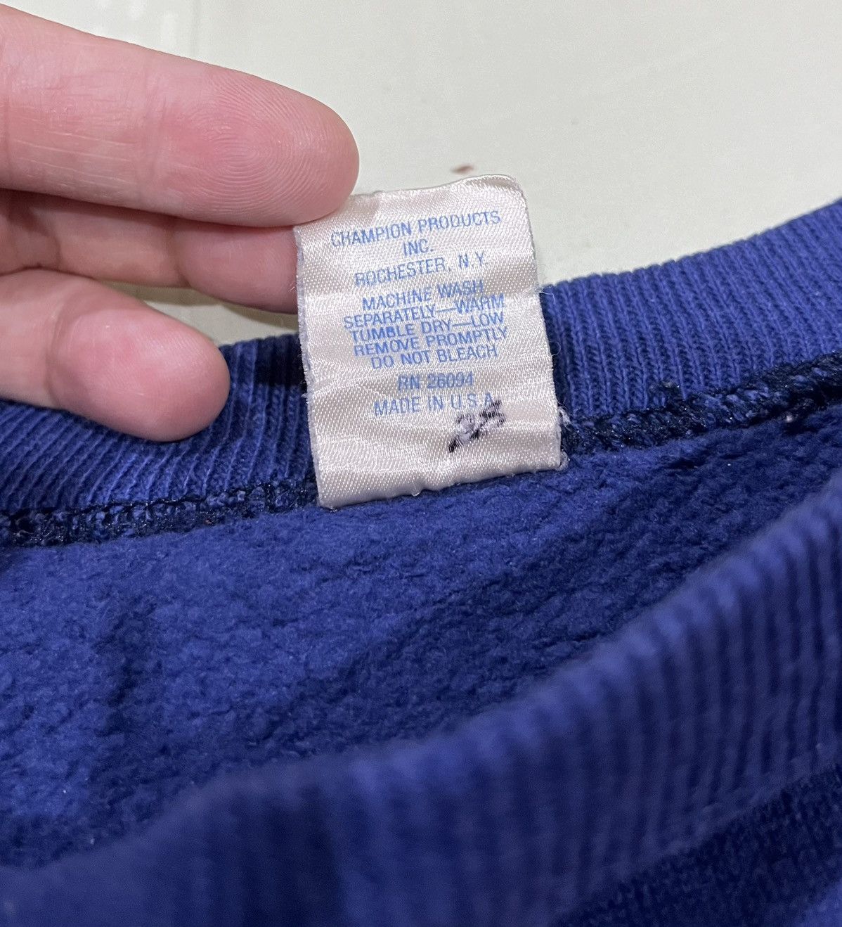 Champion Vintage 70s Blue Bar Champion Sweatshirt Glenwood Lakers Size US XL / EU 56 / 4 - 6 Thumbnail