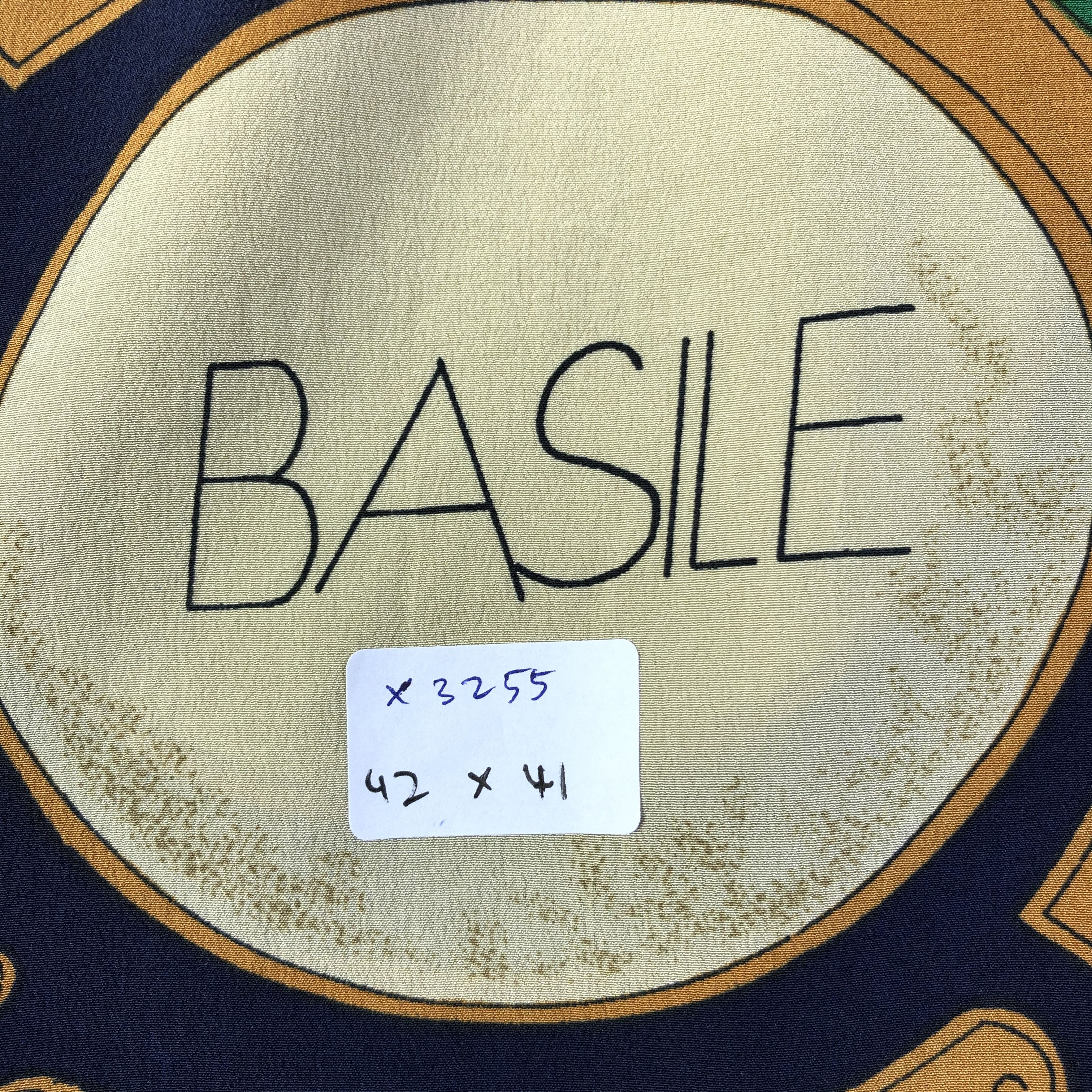 Vintage Vintage Basile Silk Scarf Size ONE SIZE - 7 Thumbnail