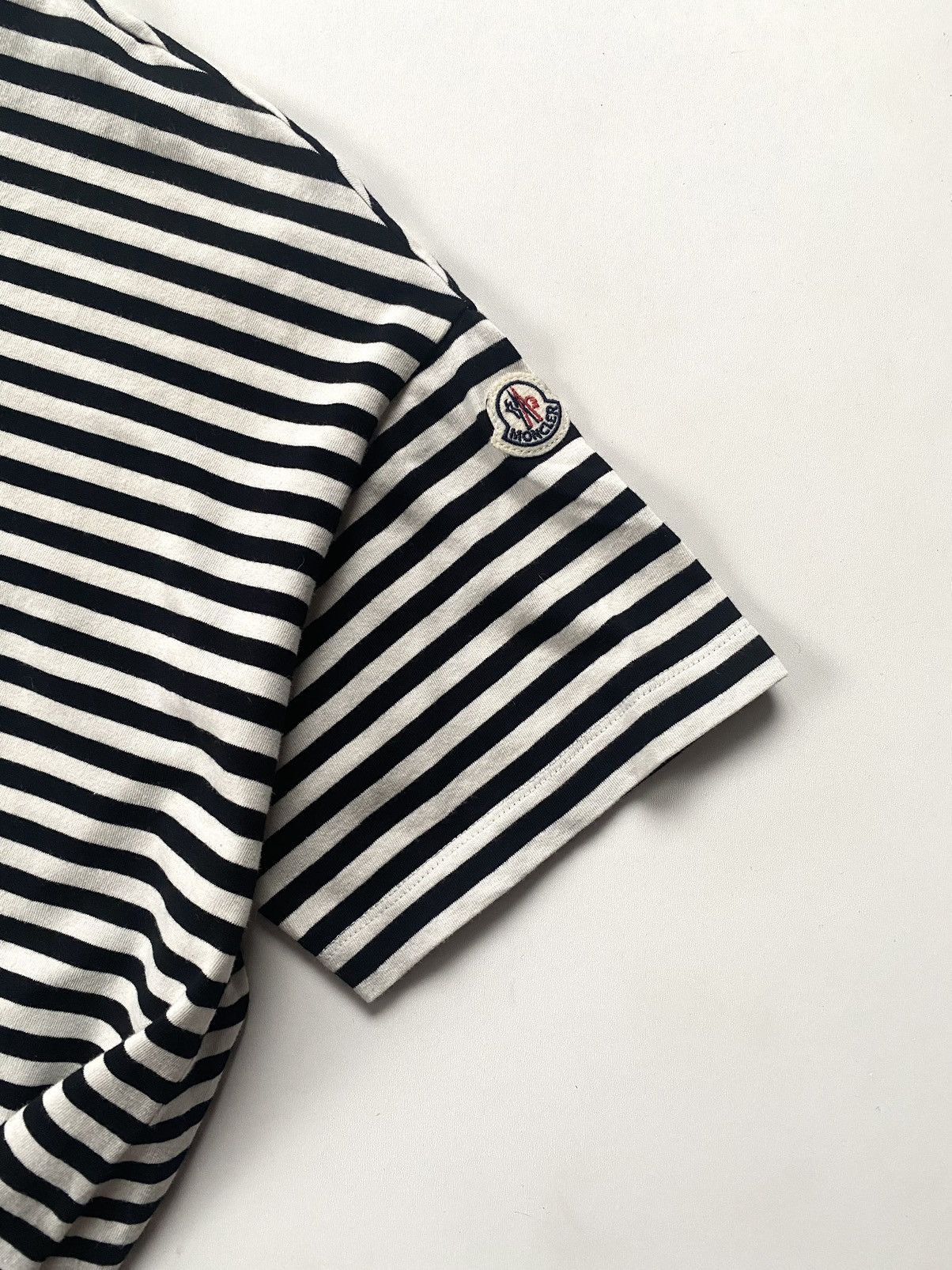 Moncler 🔥Moncler ALTRD Maglia Girocollo Stripped Relaxed T-Shirt Size M / US 6-8 / IT 42-44 - 4 Thumbnail