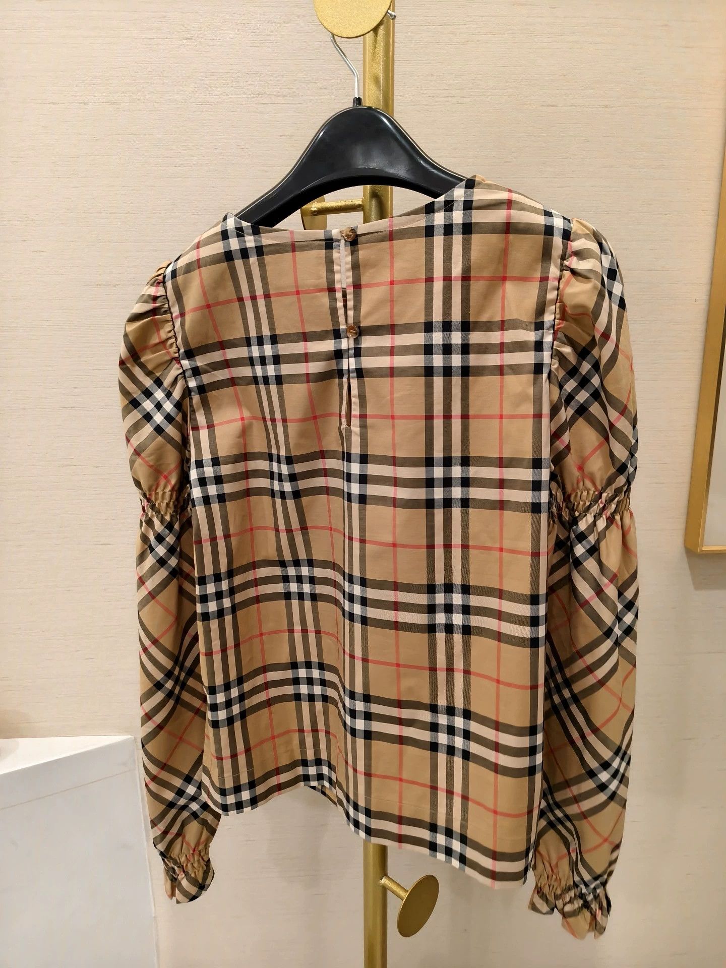 Burberry Burberry Longsleeve Shirt 14Y (110lbs) Authentic New Size XS / US 0-2 / IT 36-38 - 2 Thumbnail