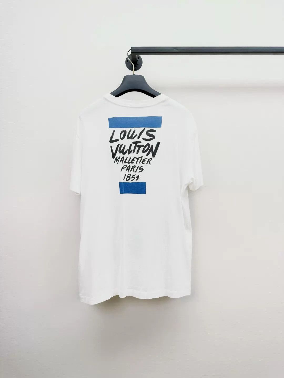 Louis Vuitton LV Short Sleeve Tee S Authentic Worn 2x Like New Size US S / EU 44-46 / 1 - 8 Thumbnail