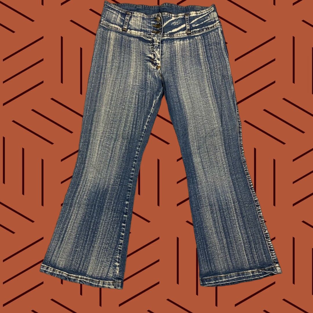 Vintage VINTAGE DAYTONA Jeans Flare Women Size 32 Blue 80s Distressed 34 Inseam Women's Vintage Jeans Daytone 80s Italy Style Flare Womens Jeans Size 24" / US 00 / IT 34 - 1 Thumbnail