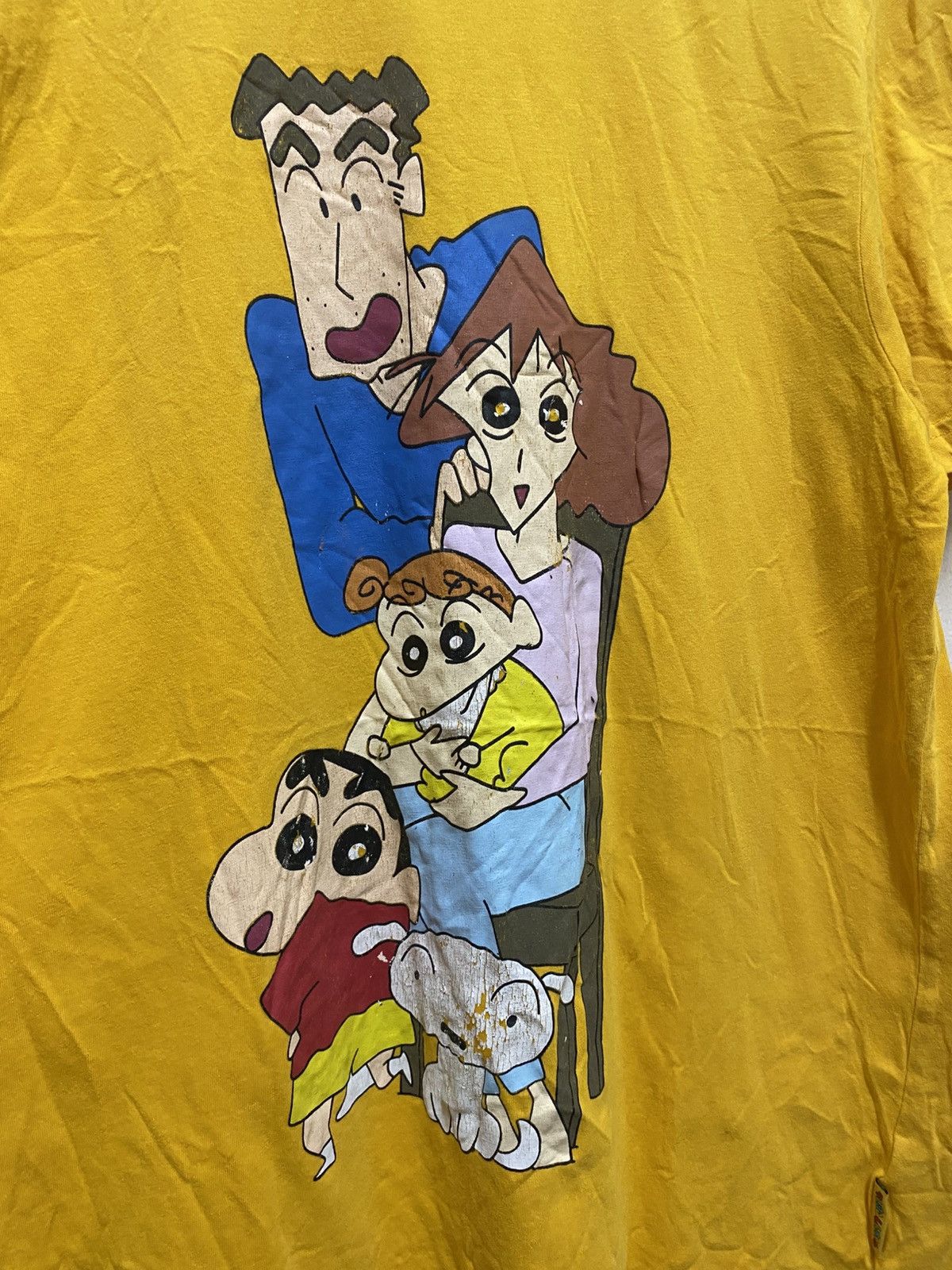 The Unbranded Brand Crayon Shinchan Family Crewneck Tee Size US M / EU 48-50 / 2 - 3 Thumbnail