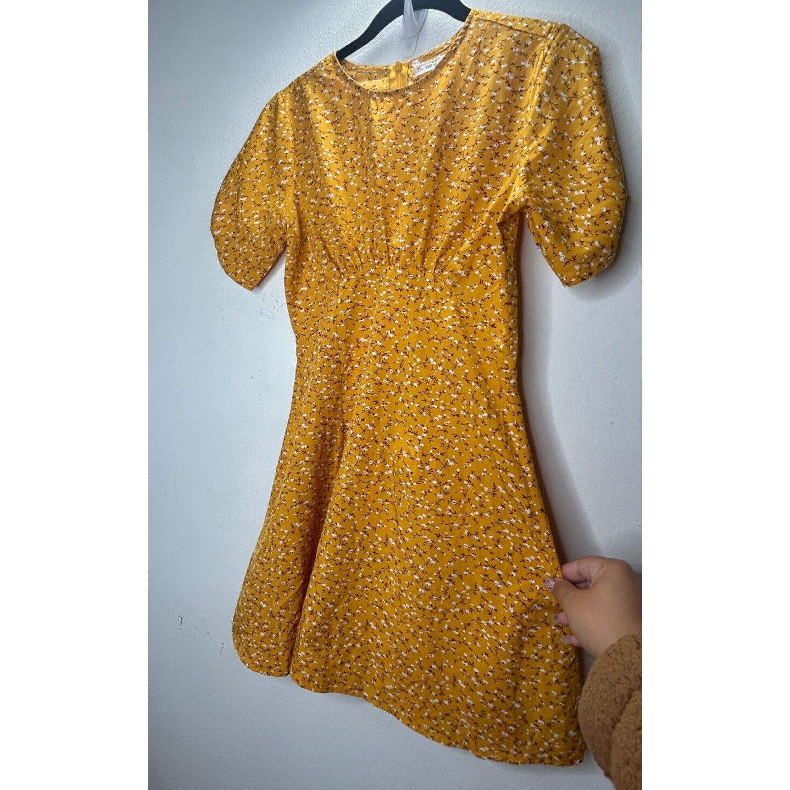 Other Tu by Catu Yellow Floral Short Sleeve High Neck Mini Dress Size S / US 4 / IT 40 - 4 Thumbnail