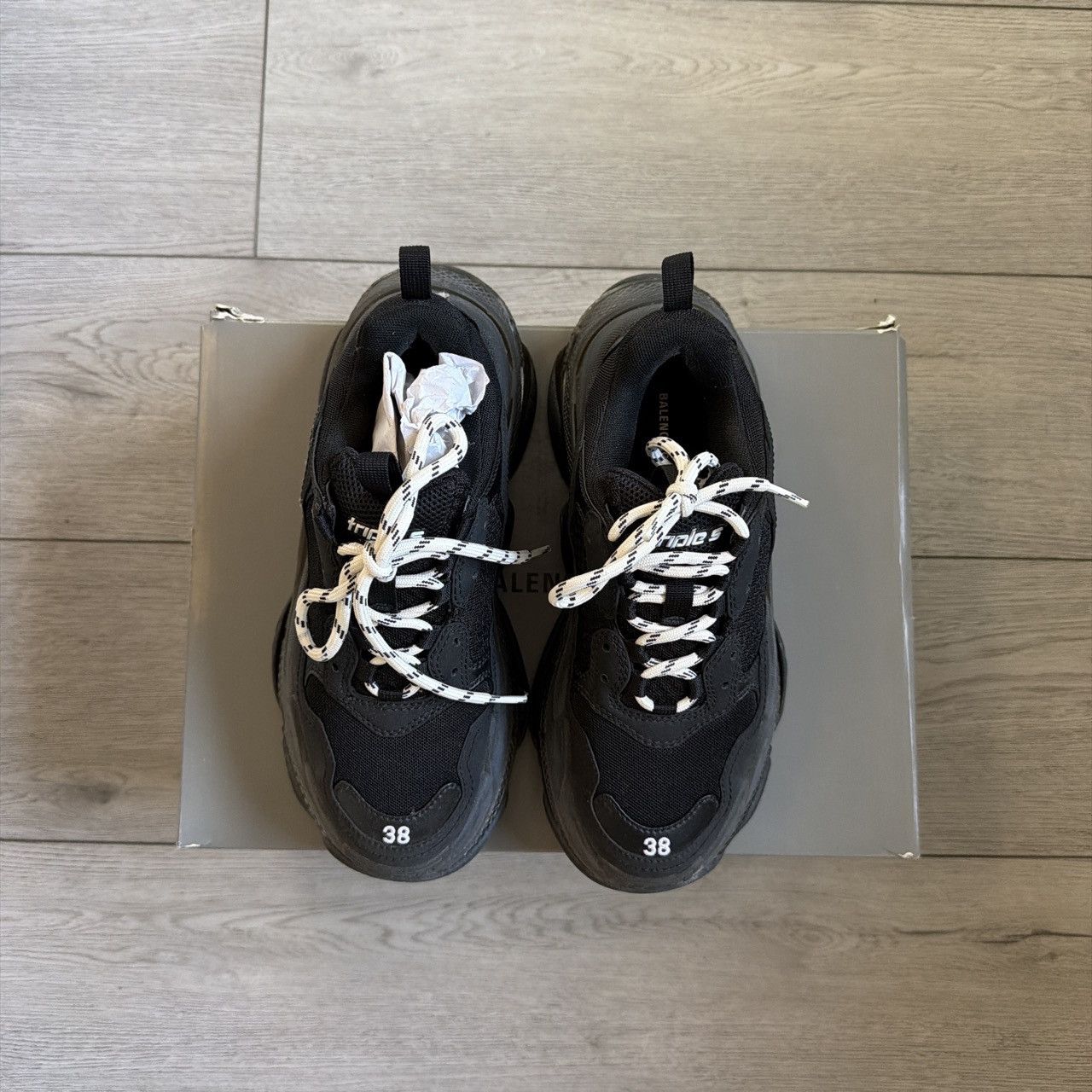 Balenciaga Balenciaga Triple S Sneakers Size US 8 / IT 38 - 2 Thumbnail