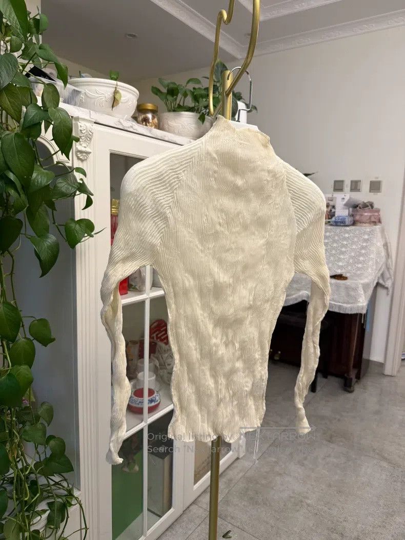 Issey Miyake Issey Miyake Main Line Willow Sheer Long Sleeve (Light Yel Size M / US 6-8 / IT 42-44 - 2 Thumbnail
