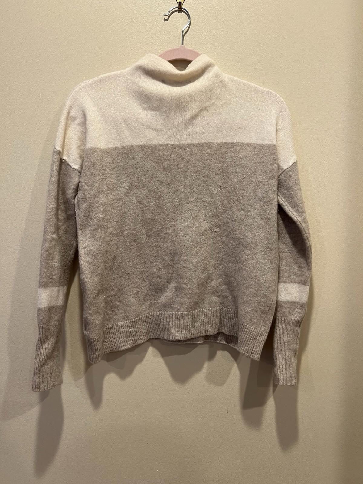 Elie Tahari Tahari 100% Cashmere Turtleneck Sweater Womens Colorblock Size M / US 6-8 / IT 42-44 - 3 Thumbnail