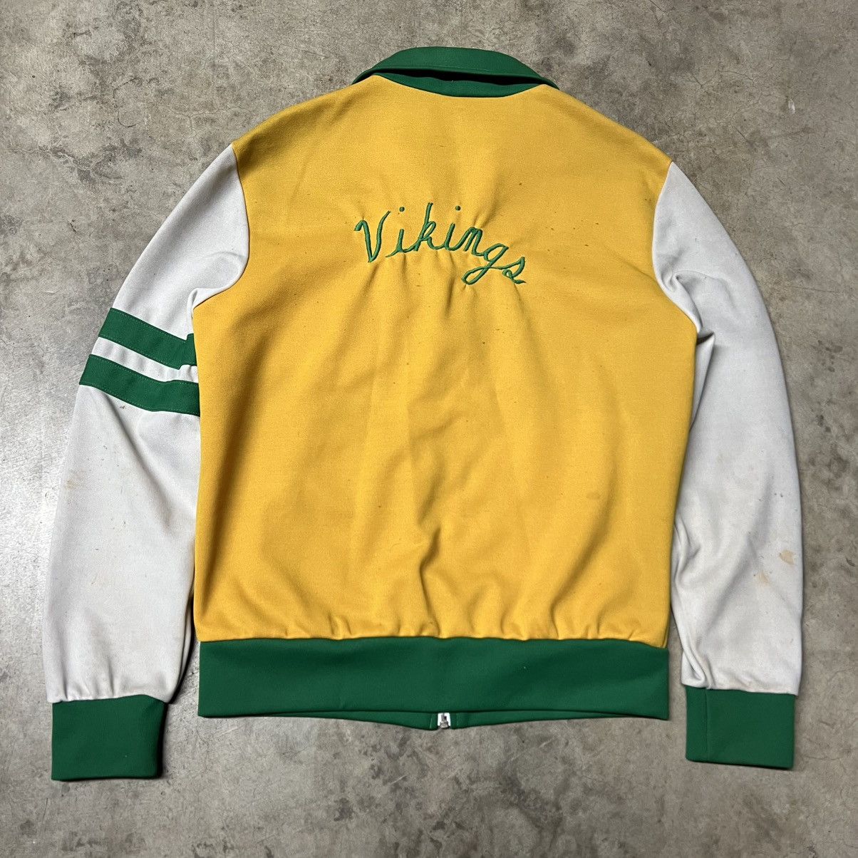 Vintage Vintage 60’s “Vikings” 🇺🇸 Chain-Stitch Letterman Track Jacket Size US L / EU 52-54 / 3 - 6 Thumbnail