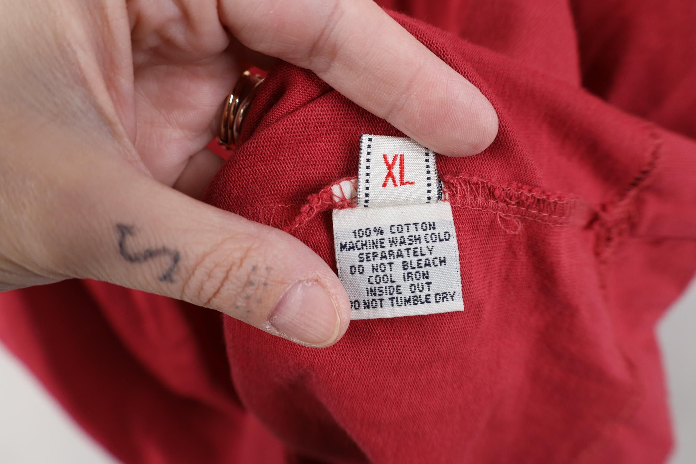 Evisu Vintage 90s EVISU Jeans Pocket Short Sleeve T-Shirt Red Size US XL / EU 56 / 4 - 9 Thumbnail