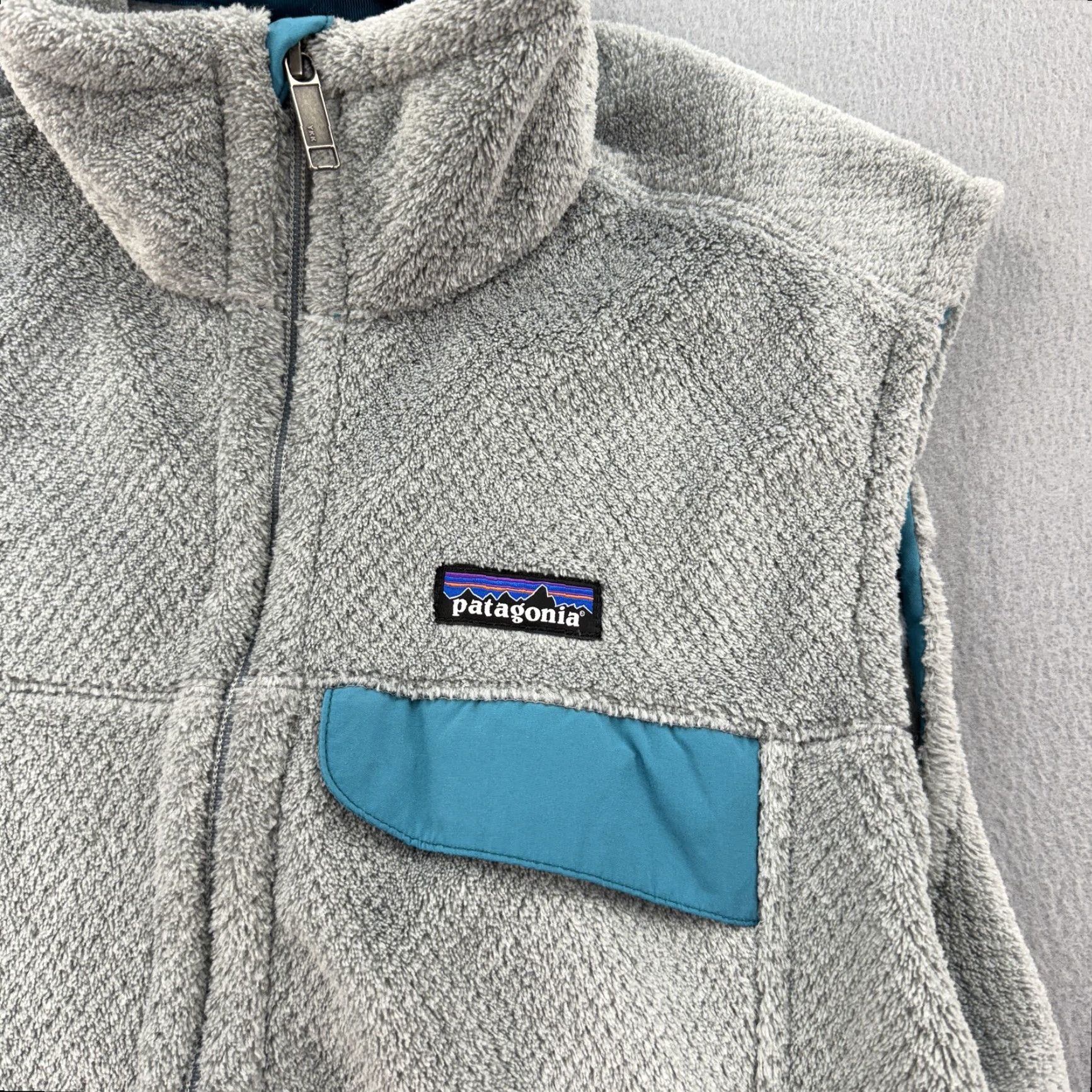 Patagonia Patagonia Vest Womens Large Gray Blue Full Zip Fleece Synchilla Outdoor Classic Casual Travel 90s Mens Womens Boys Girls Size L / US 10 / IT 46 - 2 Thumbnail