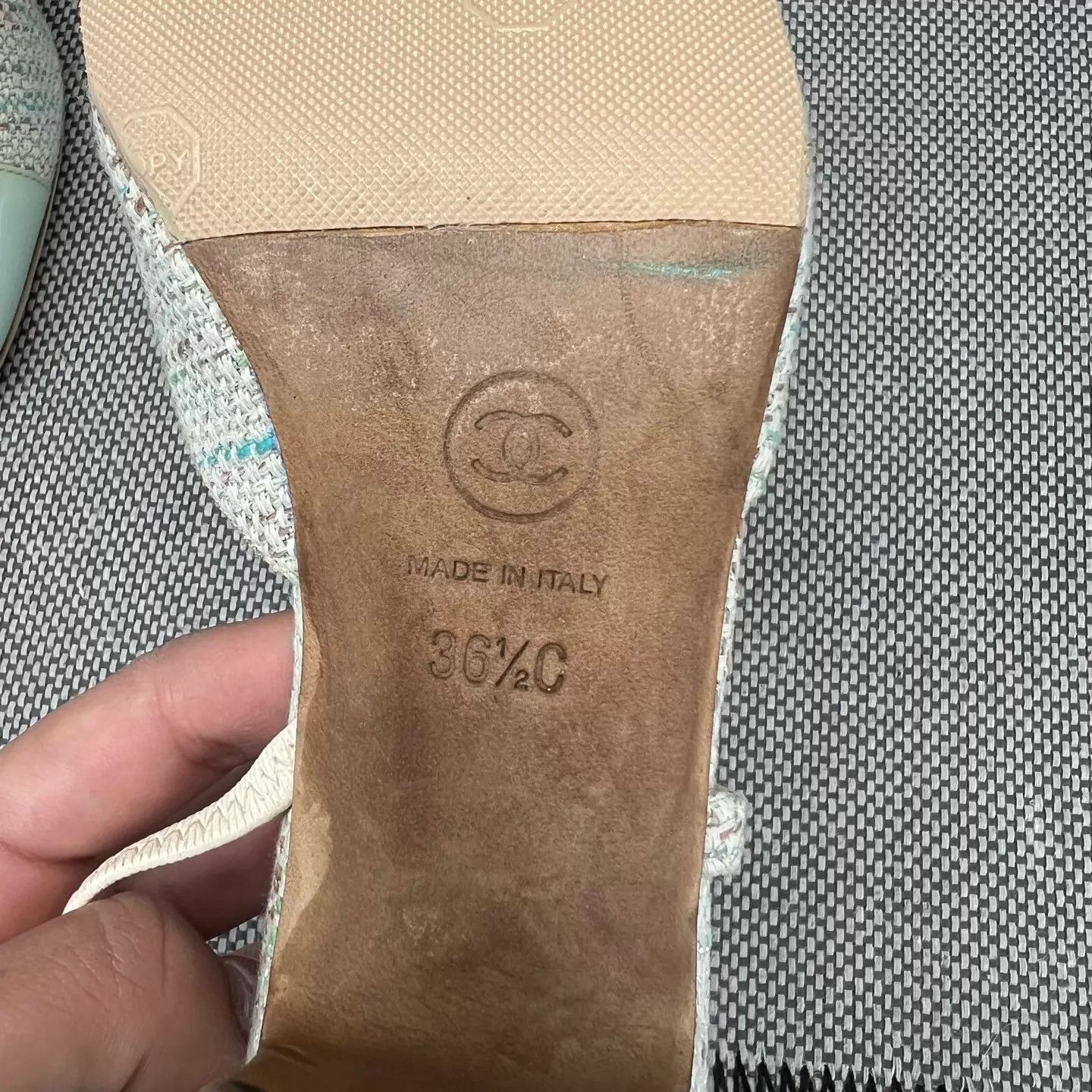 Chanel Chanel Tweed Panelled Block Heel Pumps 36.5 w/Box Size US 6 / IT 36 - 9 Thumbnail