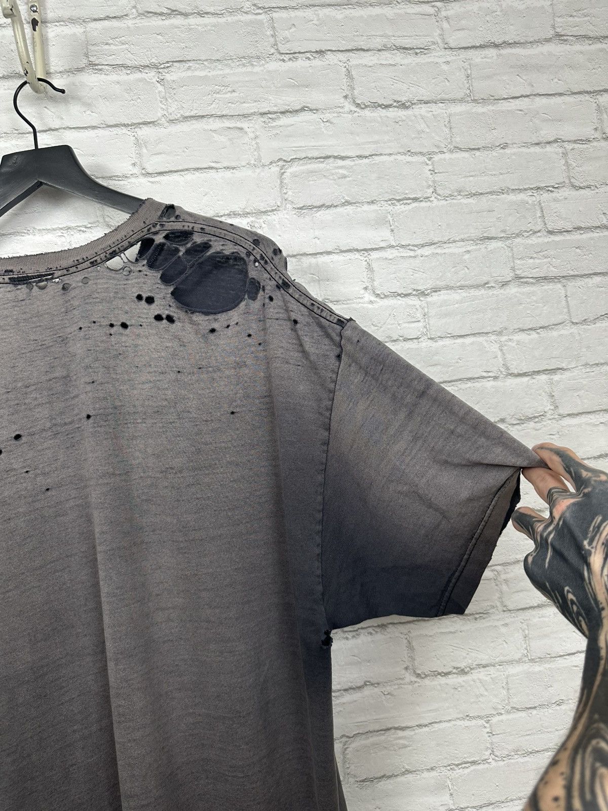 Alstyle (2XL) ABSOLUTELY THRASHED FADED Vintage Short sleeve tee Size US XXL / EU 58 / 5 - 15 Thumbnail