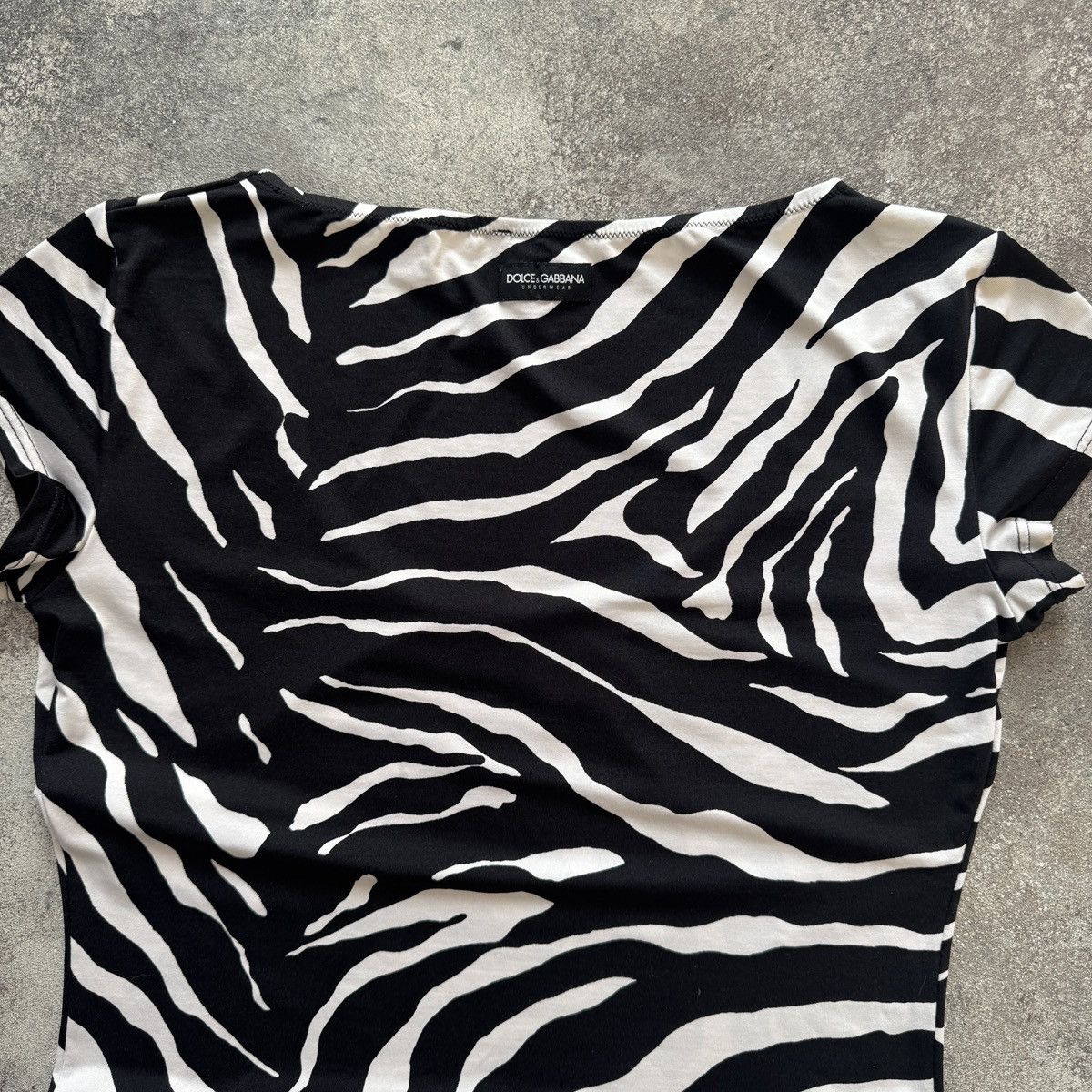 Dolce & Gabbana D&G Dolce & Gabbana Vintage Zebra Print Y2K T-Shirt Size M / US 6-8 / IT 42-44 - 9 Thumbnail